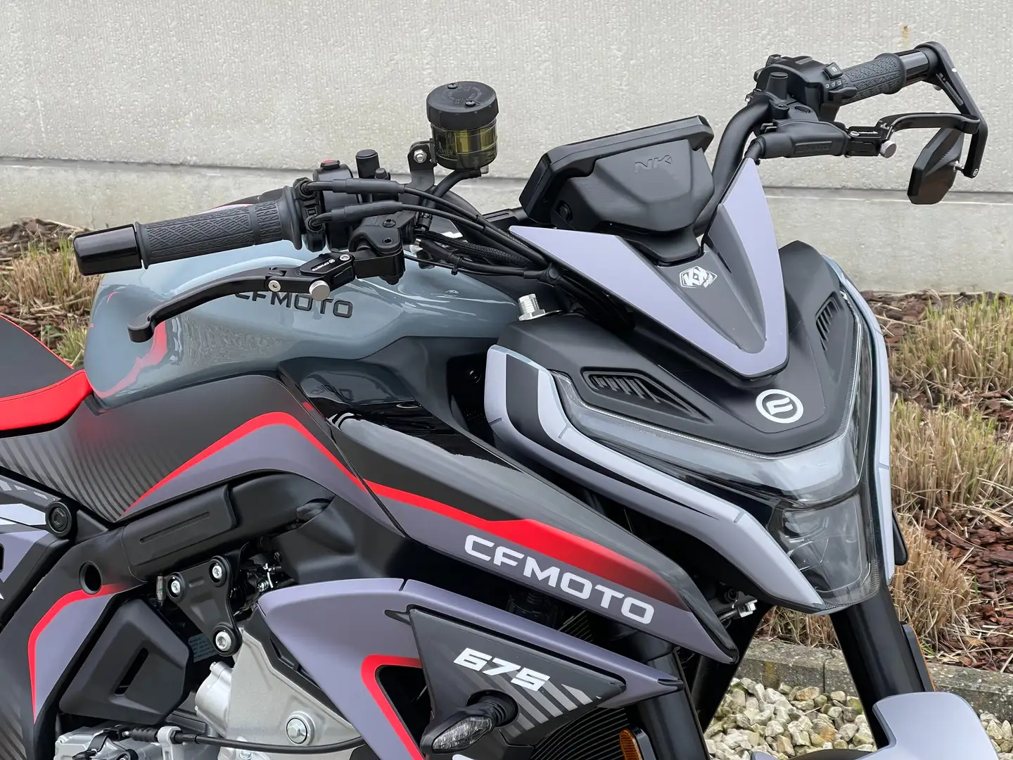 CFMOTO 675 NK Gris - 2