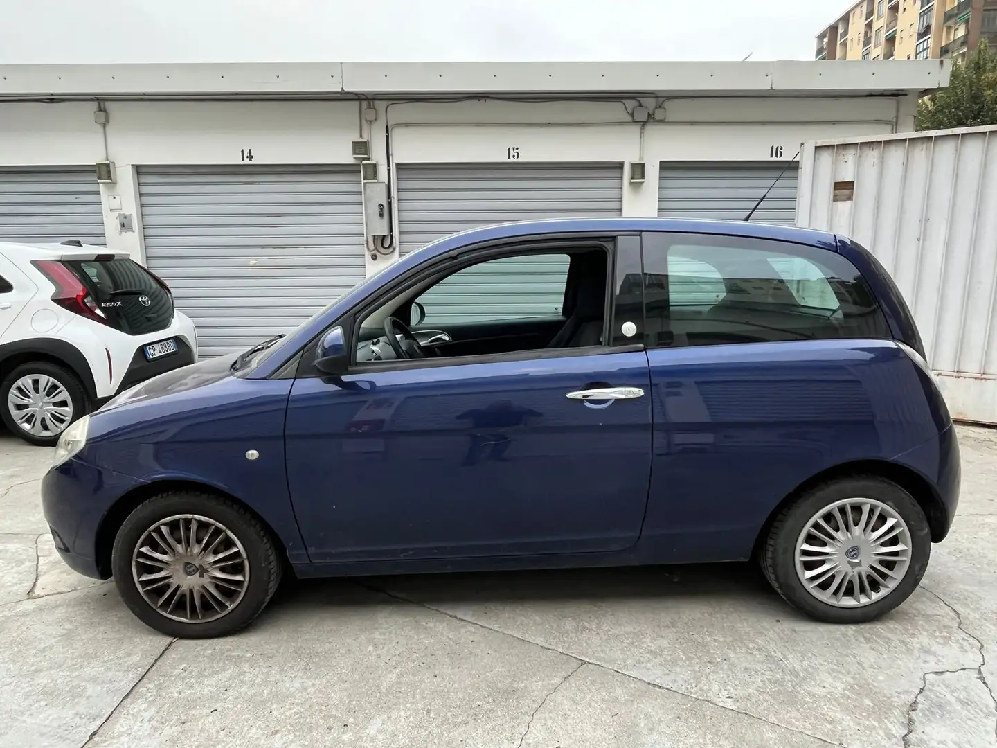 Lancia Ypsilon 1.4 Elle Ecochic GPL Bleu - 2