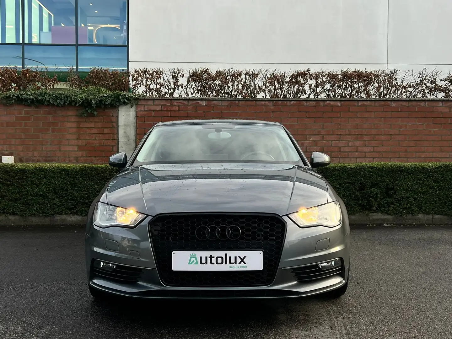 Audi A3 A3 - SEDAN - 10.990,00€ Gris - 2