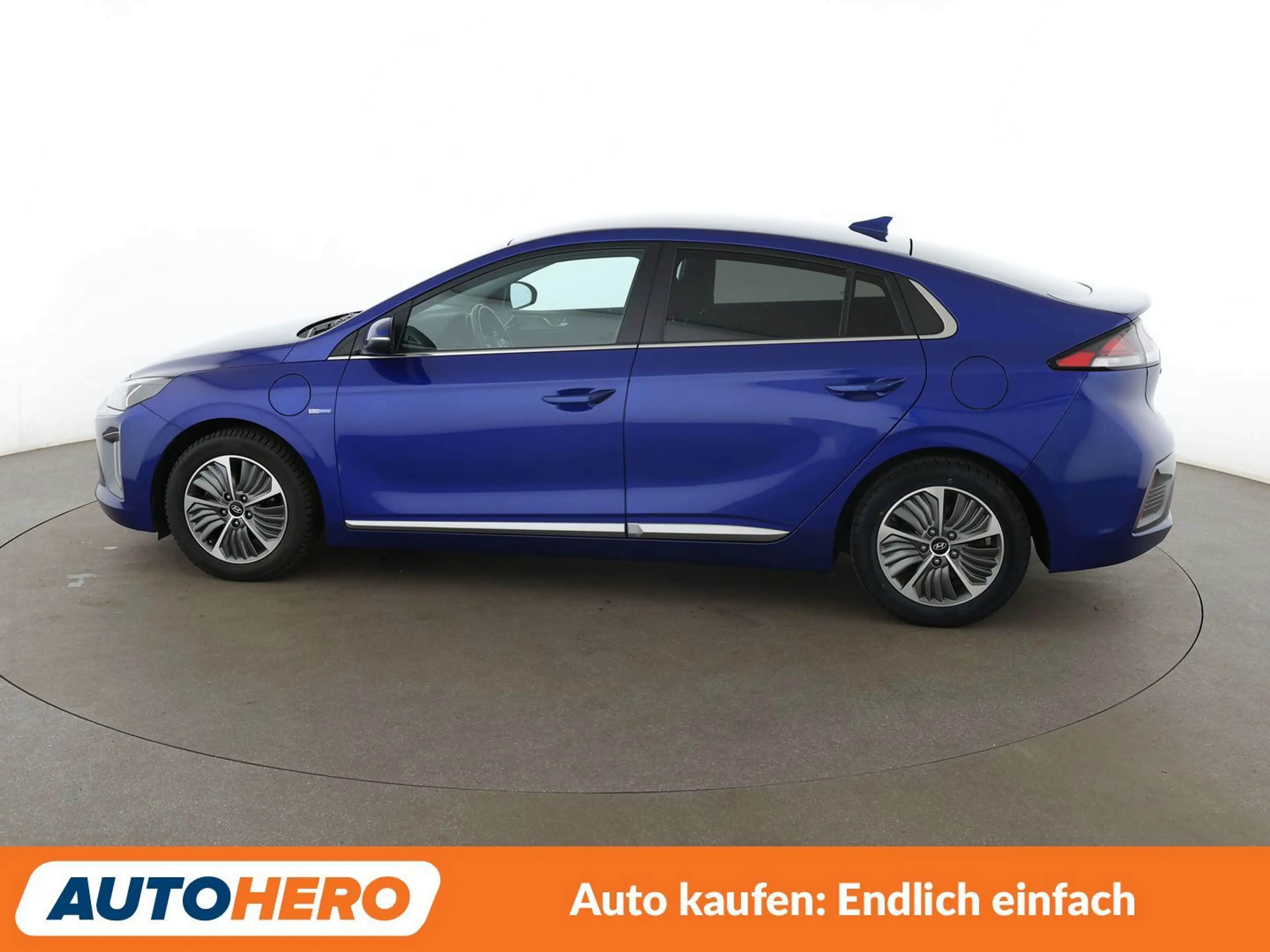 Hyundai IONIQ 1.6 Hybrid Premium Aut.*NAVI*XENON*ACC*SPUR* — photo 3
