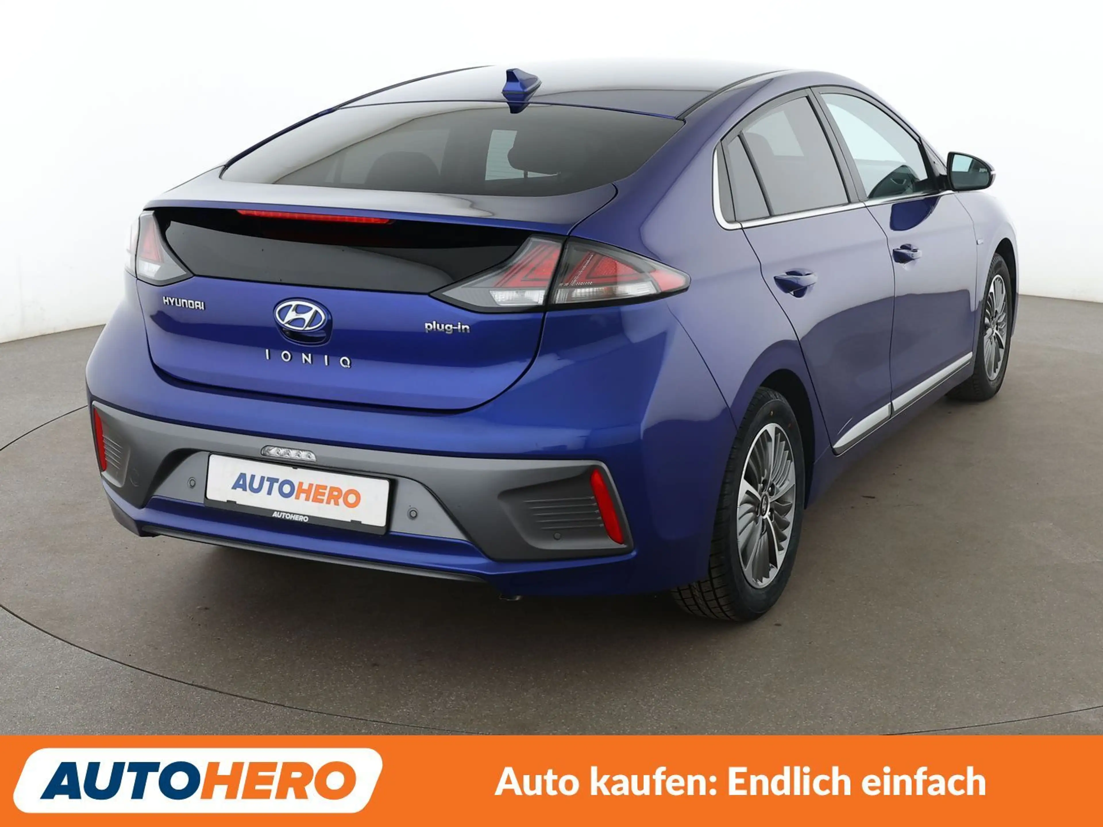 Hyundai IONIQ 1.6 Hybrid Premium Aut.*NAVI*XENON*ACC*SPUR* — photo 6