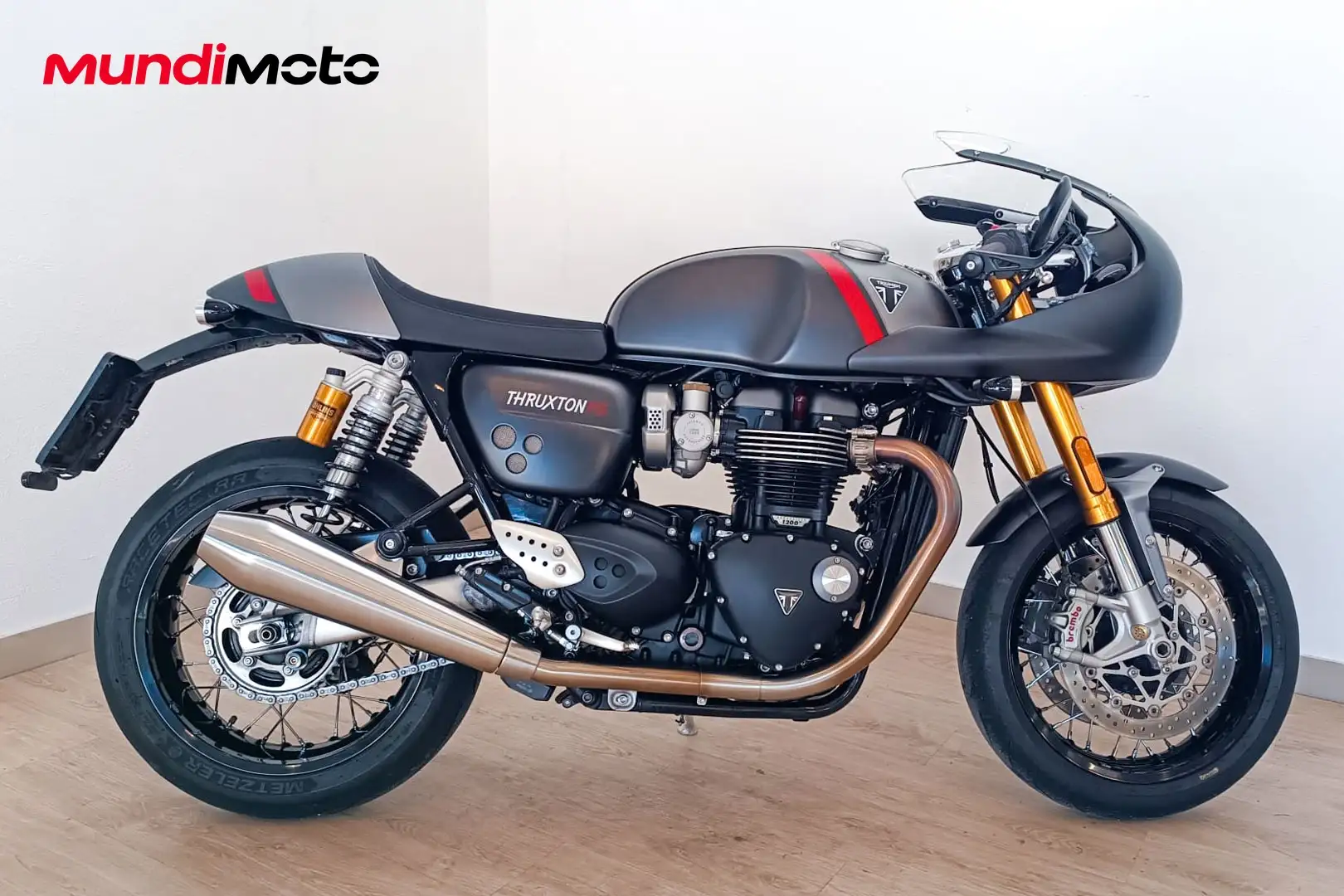Triumph Thruxton - 1