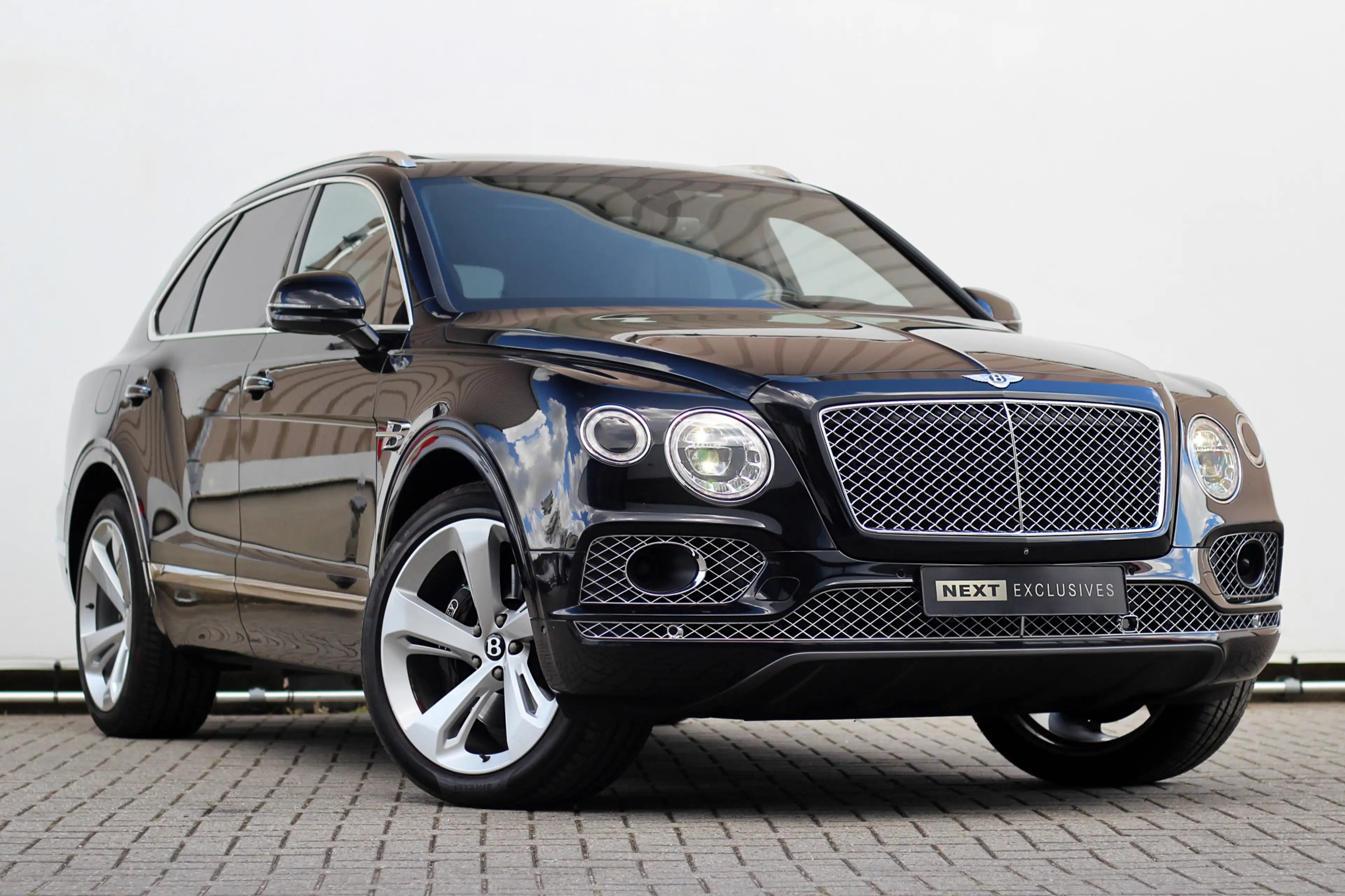 Bentley Bentayga 6.0 W12 7p. | Touring | City | Pano | Head-up | AC
