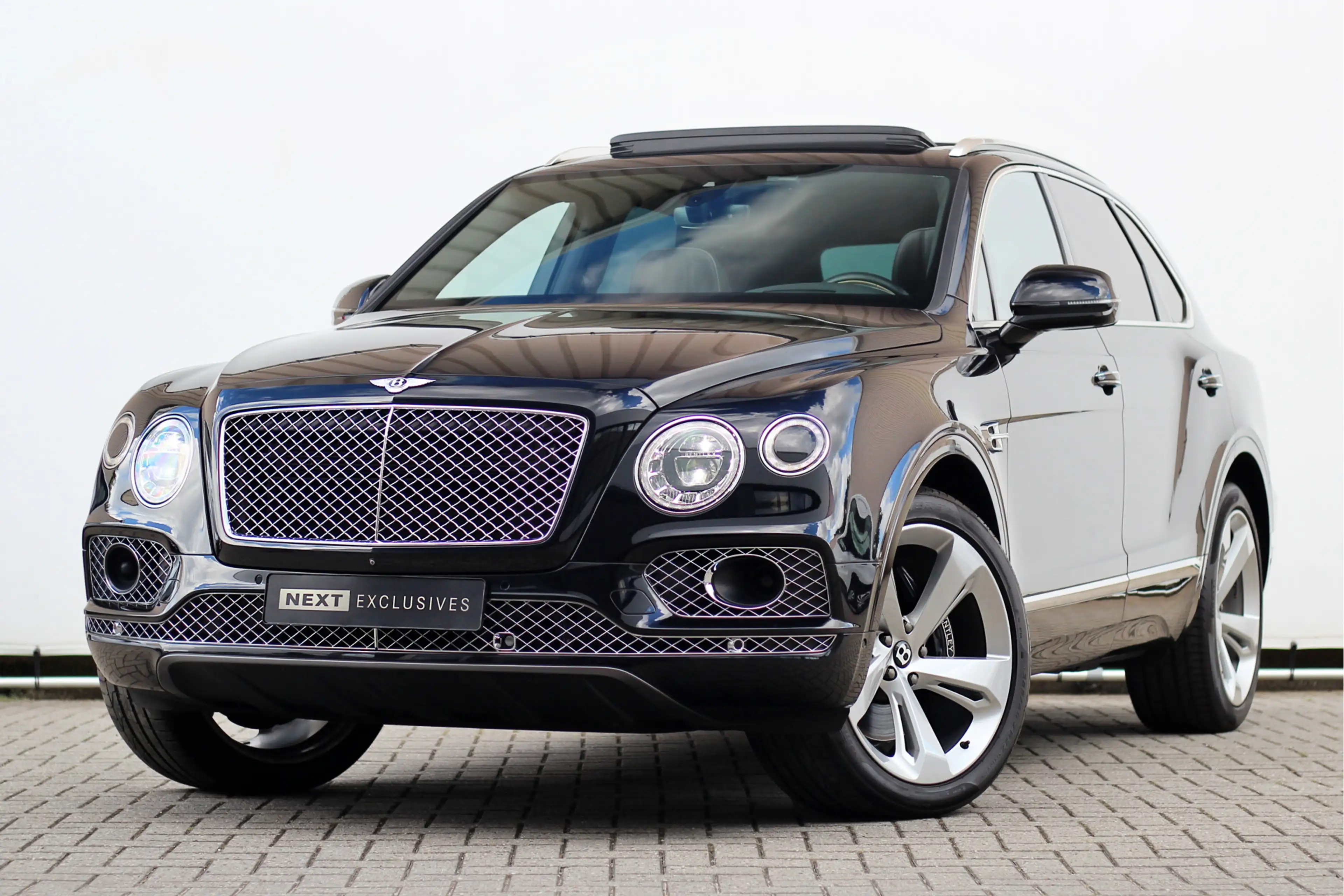 Bentley Bentayga 6.0 W12 7p. | Touring | City | Pano | Head-up | AC — photo 5