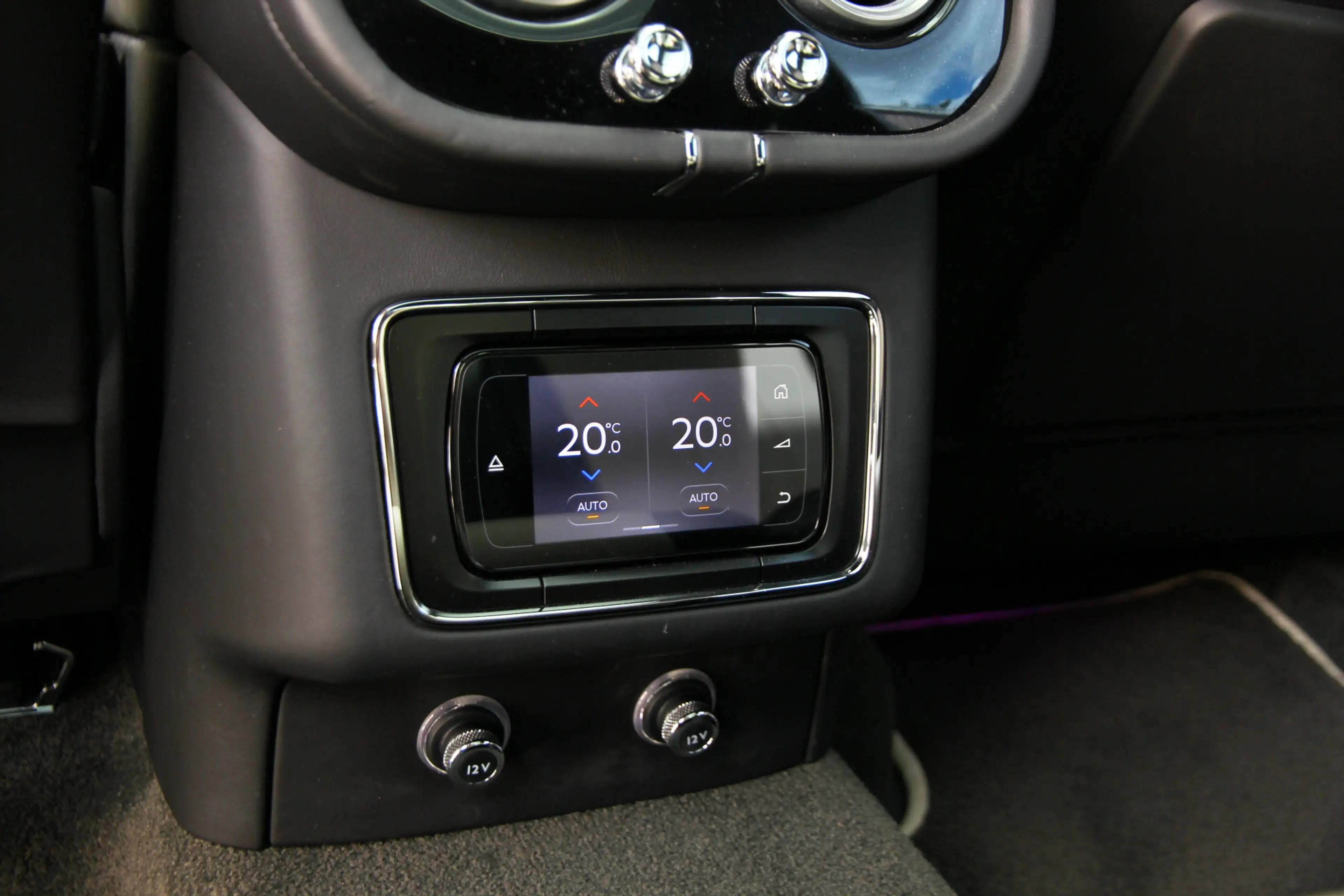 Bentley Bentayga 6.0 W12 7p. | Touring | City | Pano | Head-up | AC — photo 46