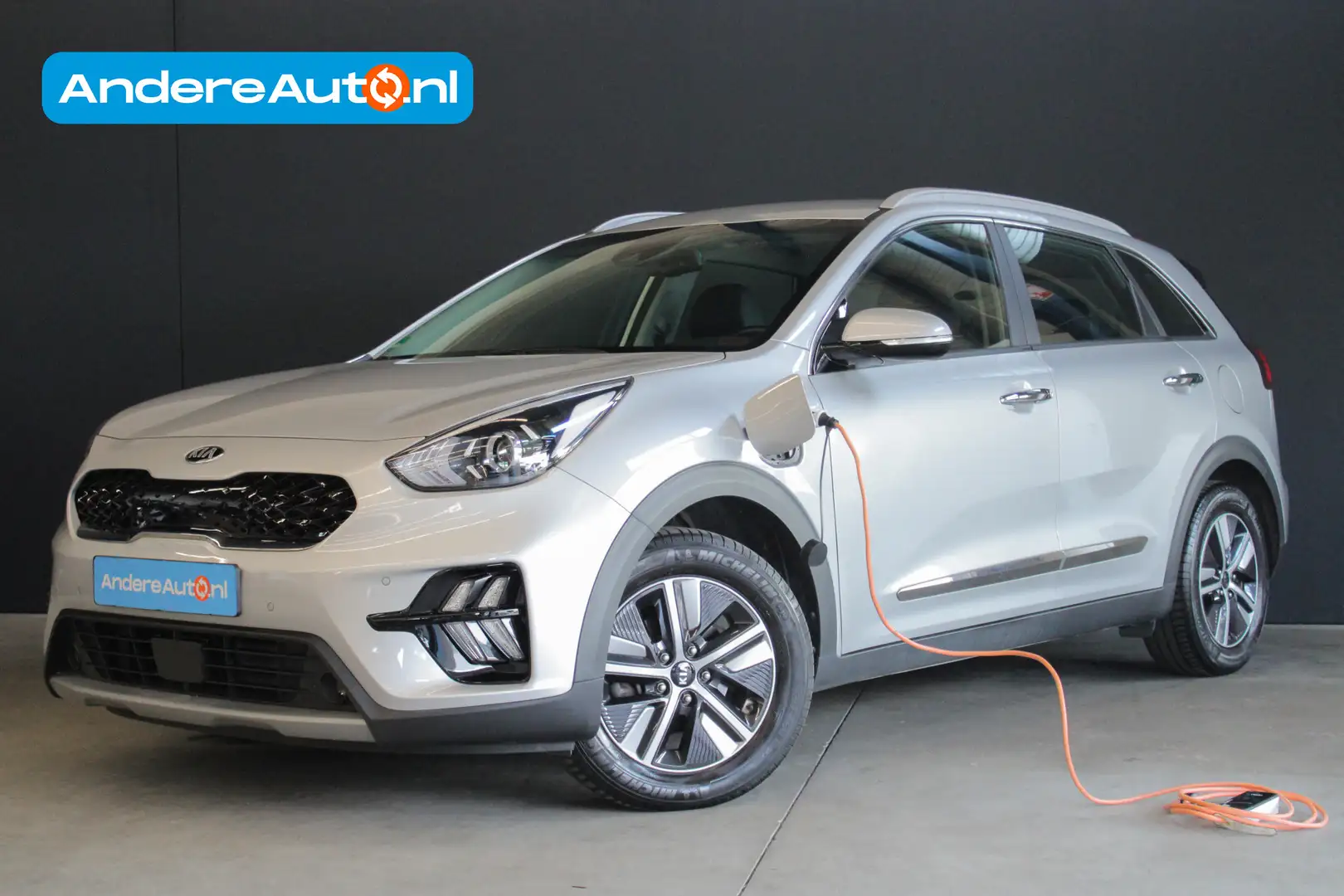 Kia Niro 1.6 GDi Hybrid DynamicLine |trekhaak|parkeersensor Argent - 1
