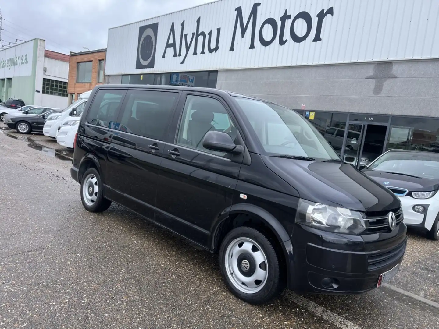 Volkswagen Multivan 2.0TDI BMT Startline Ed. 114 Noir - 1