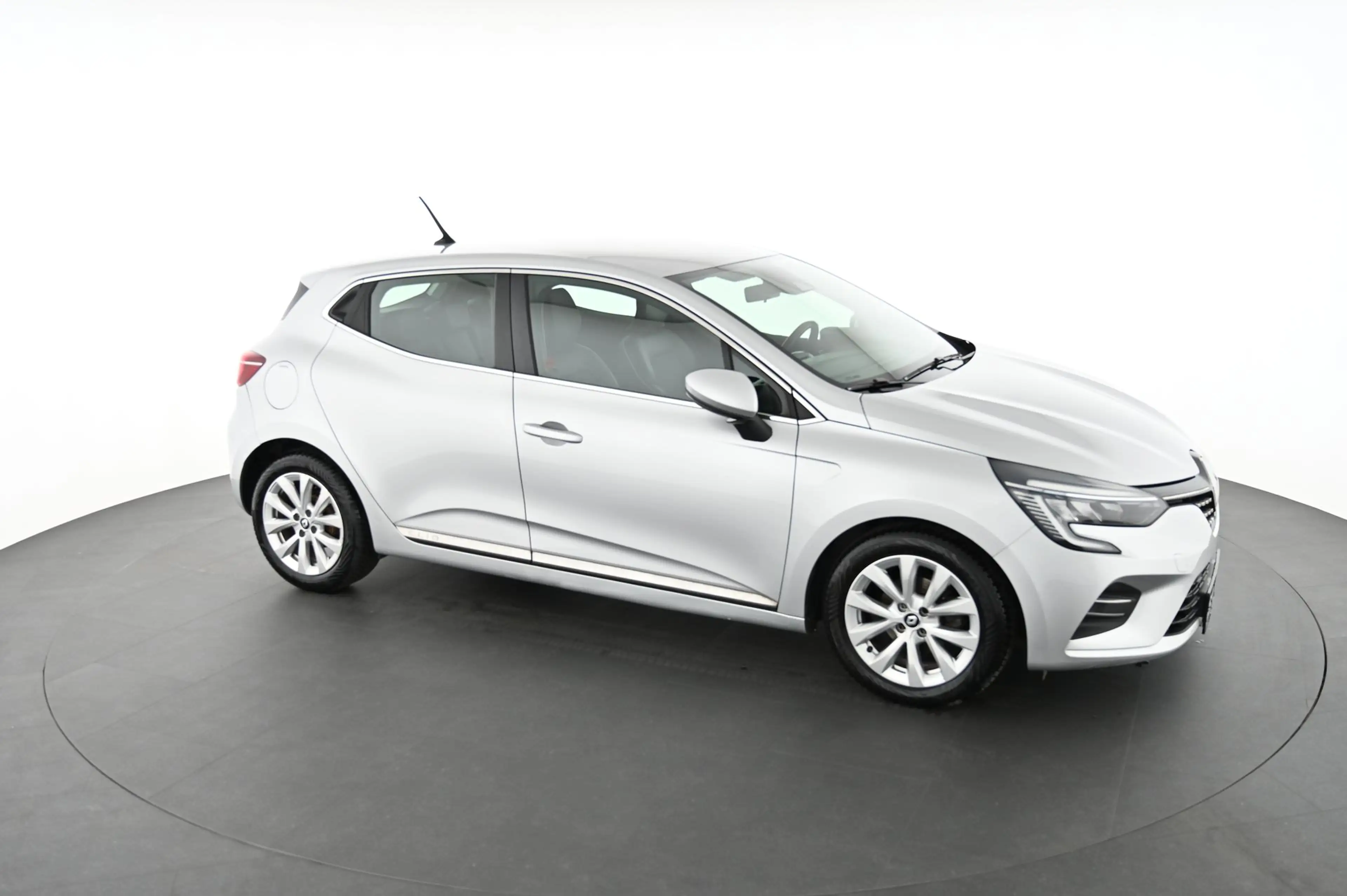 Renault Clio 1.0 TCE 90 INTENS Pickerl NEU — photo 8