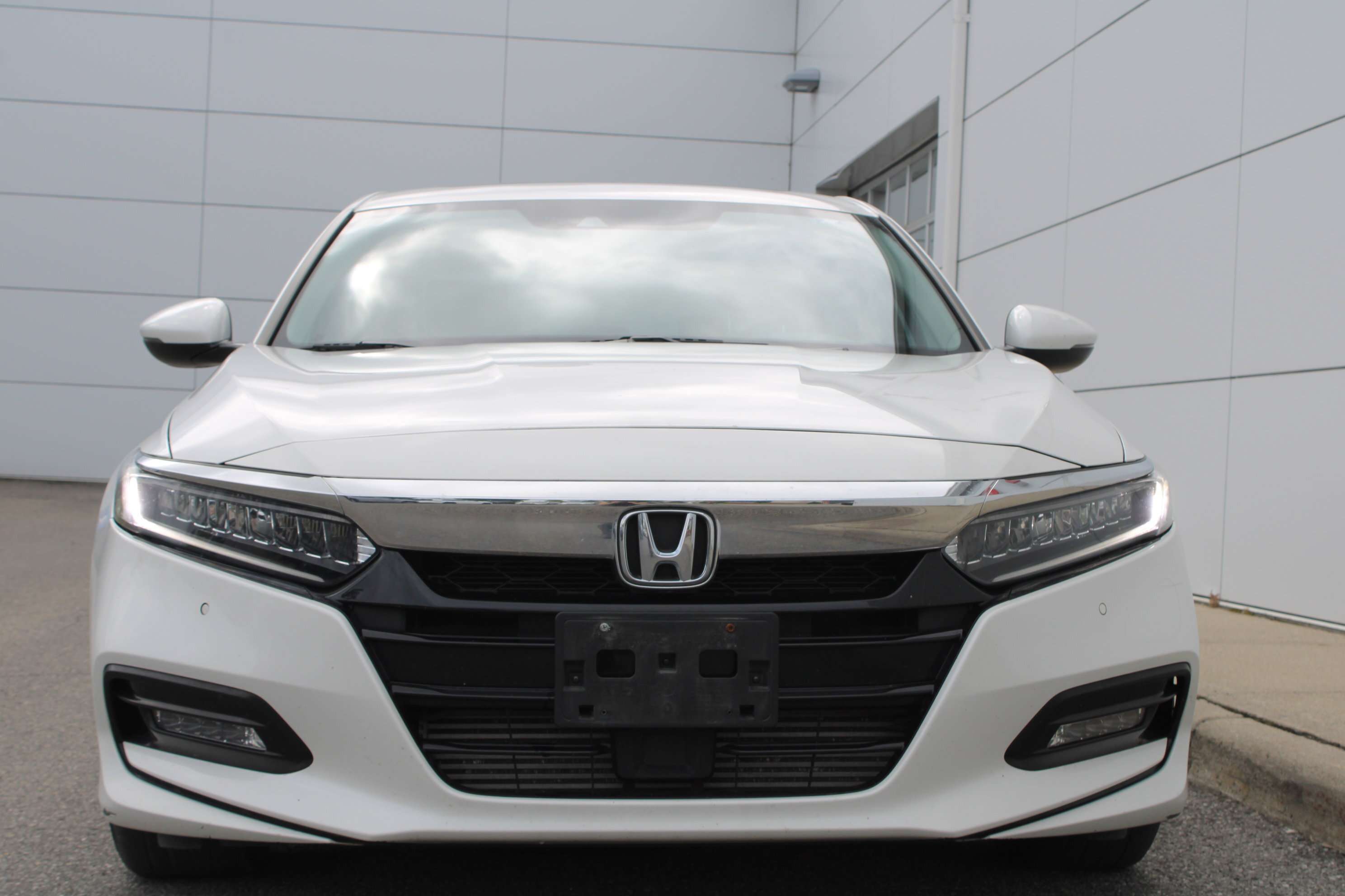 2019 Honda Accord Touring — снимка 1
