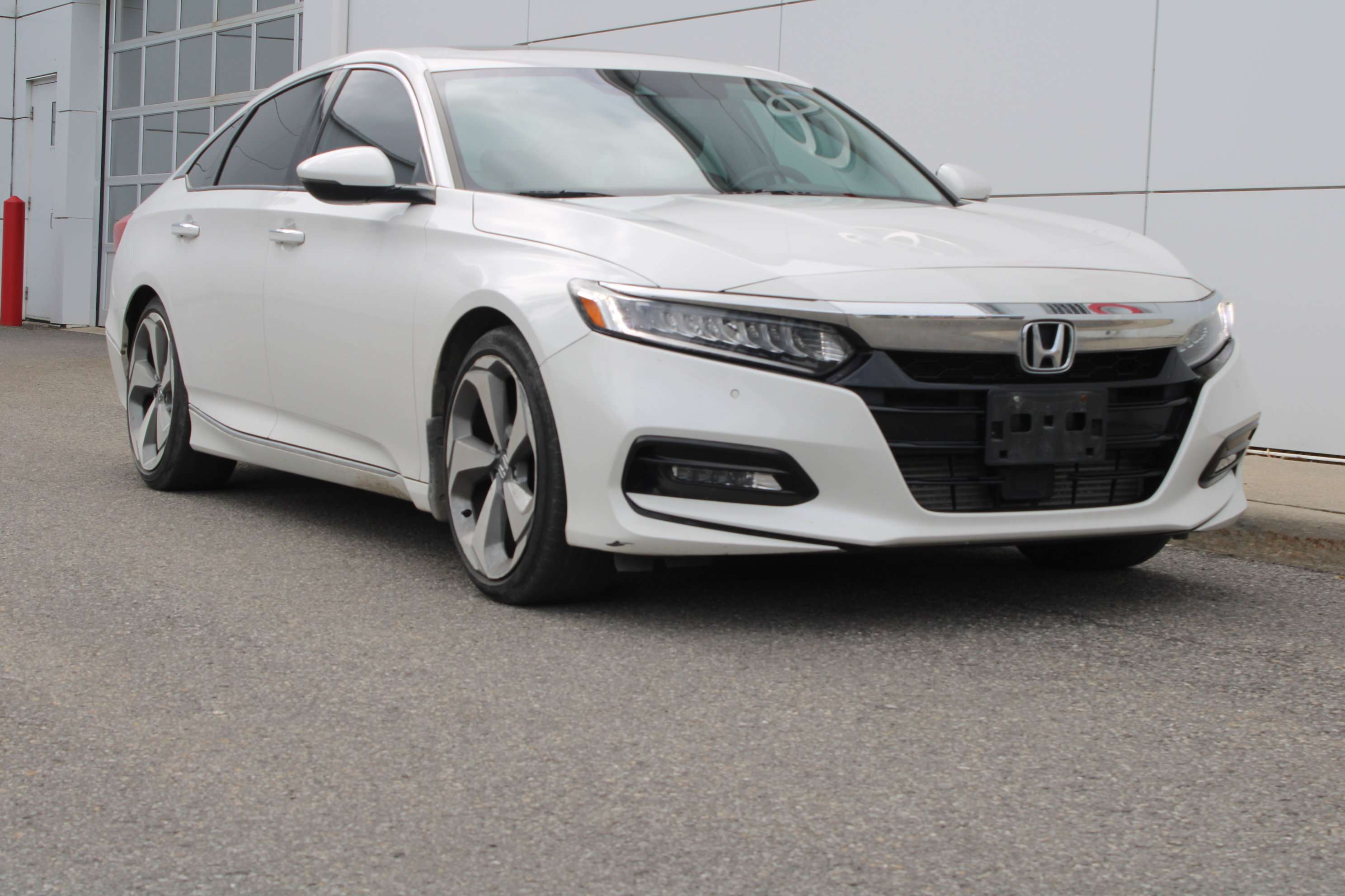 2019 Honda Accord Touring — снимка 1