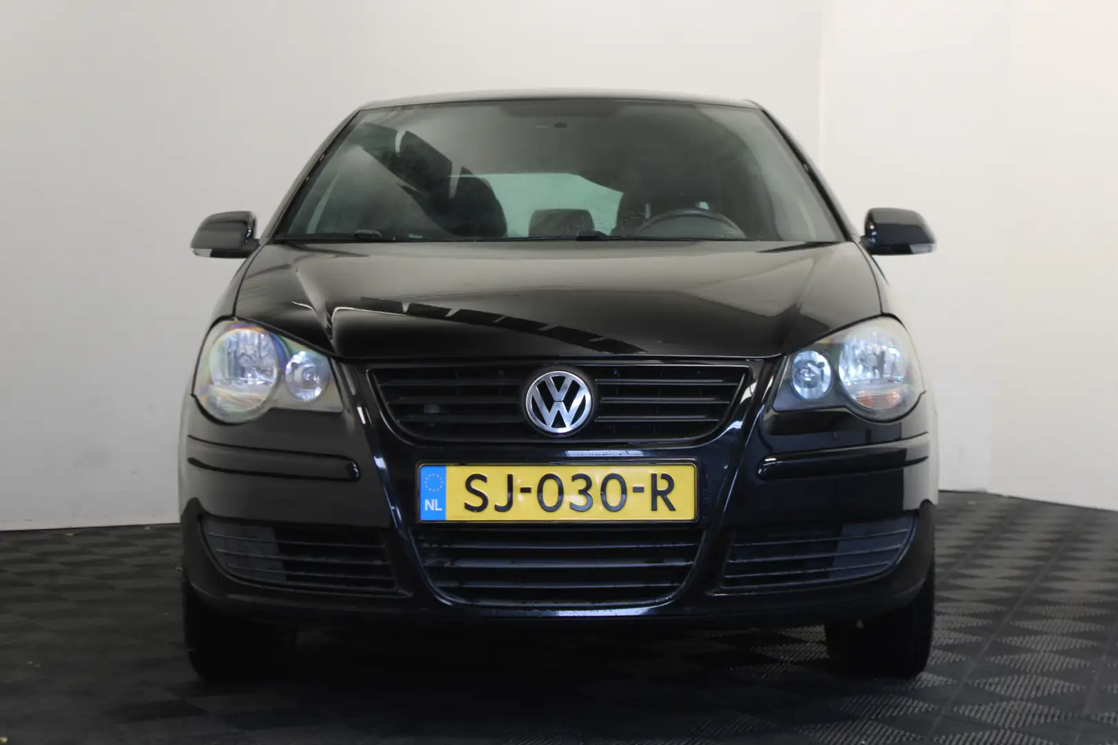 Volkswagen Polo 1.4 TDI Comfortline Zwart - 2