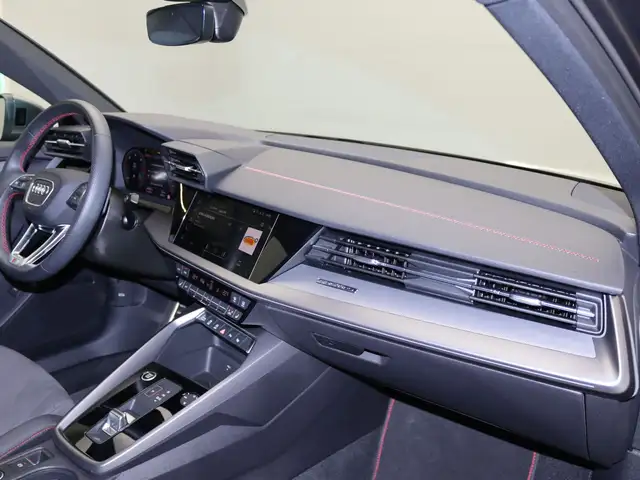 Audi A3 view 9