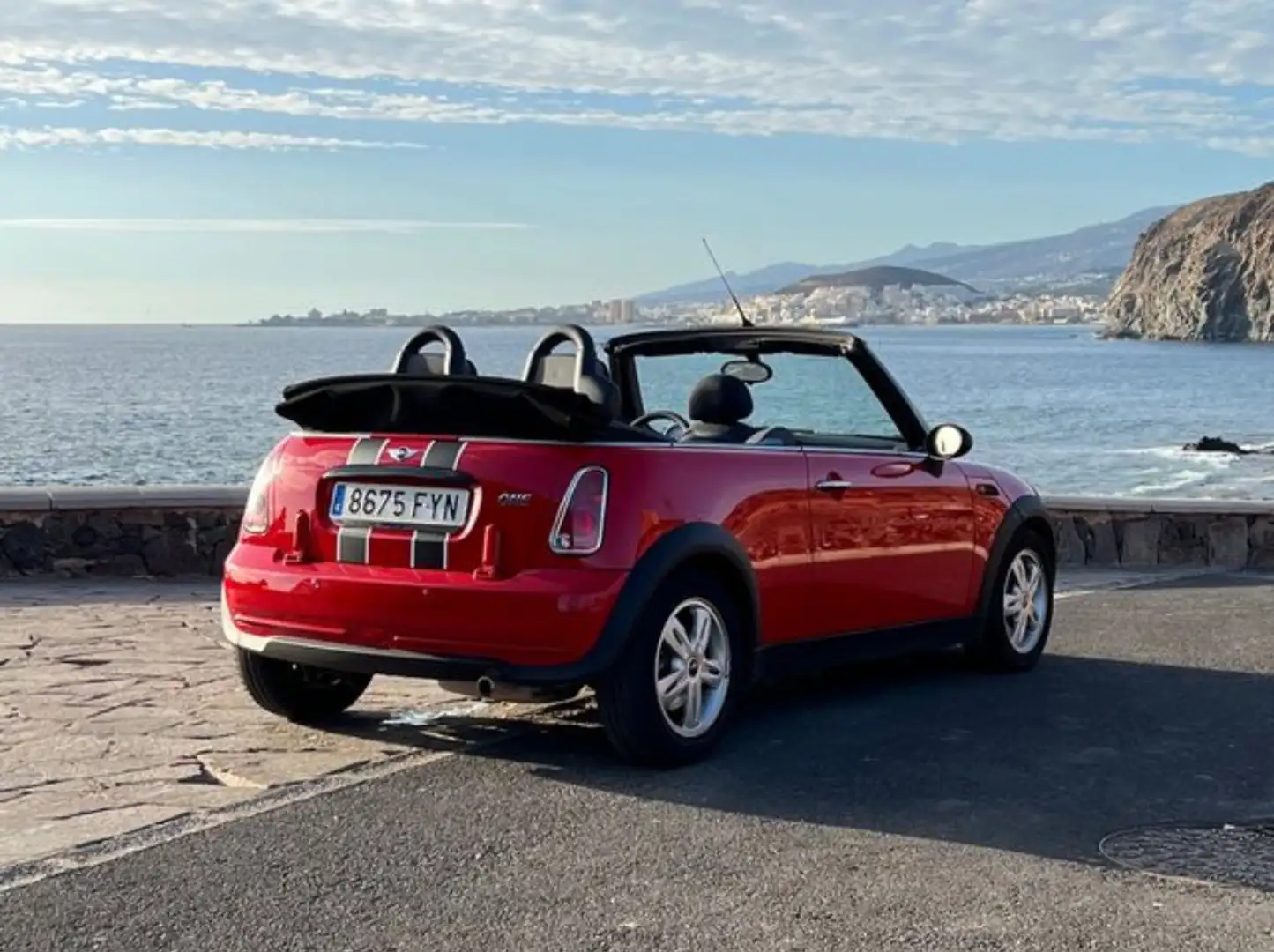 MINI One Cabrio - 2