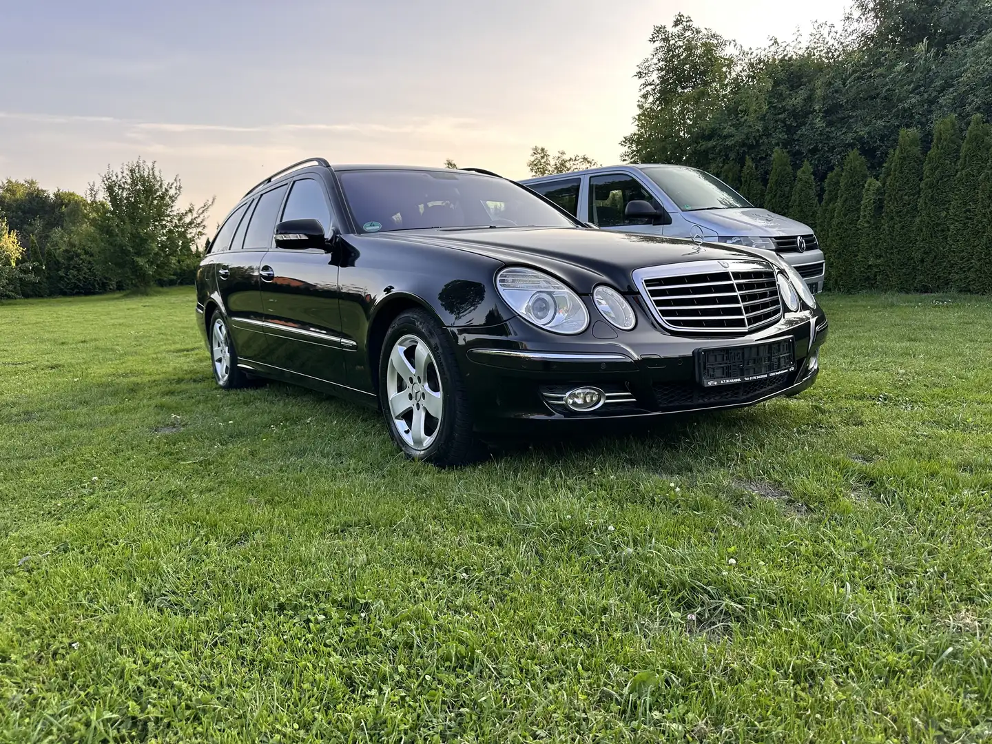 Mercedes-Benz E 200 E 200 T Kompressor (211.241) Negru - 1