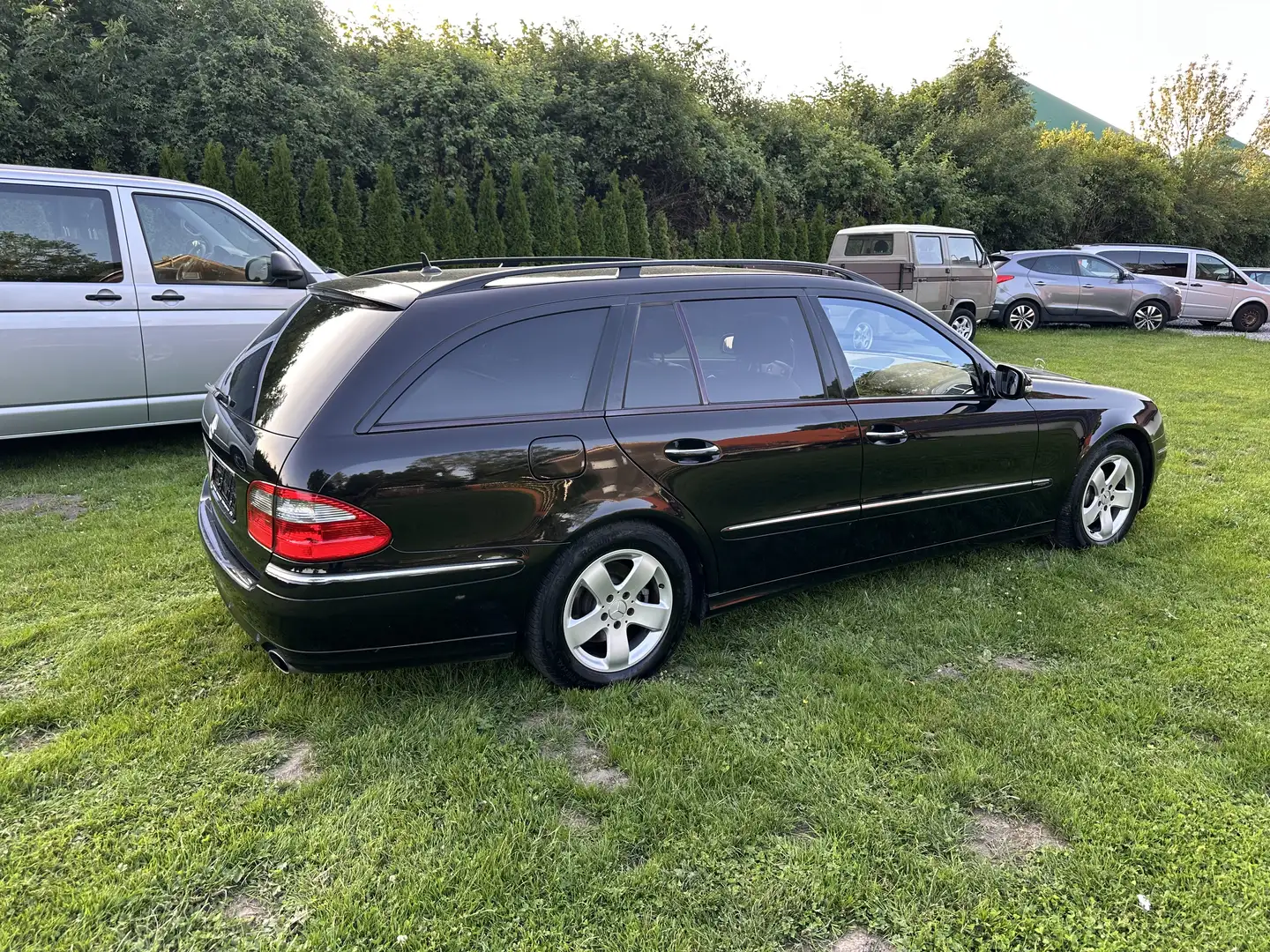 Mercedes-Benz E 200 E 200 T Kompressor (211.241) Negru - 2