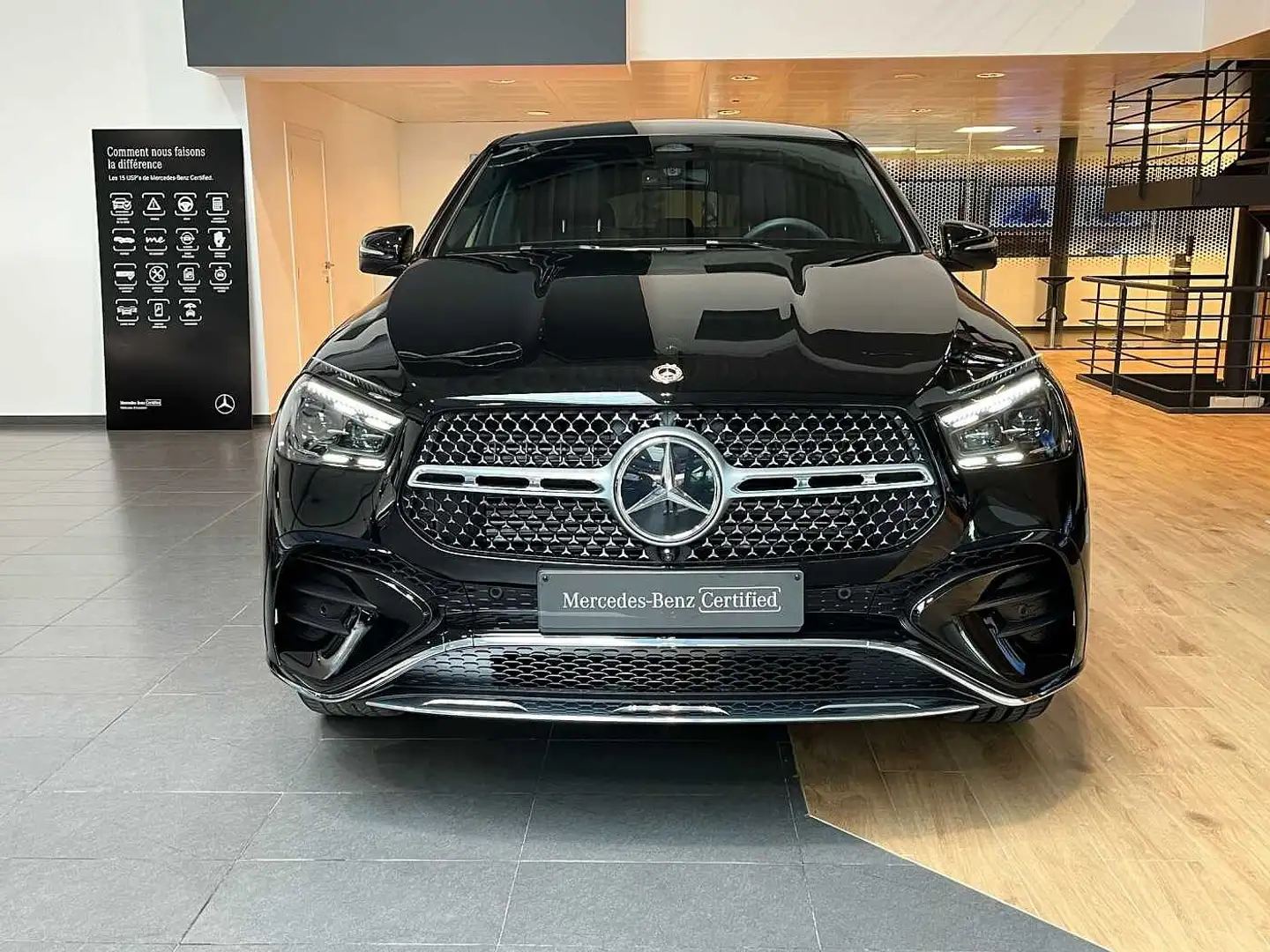 Mercedes-Benz GLE 300 d 4MATIC Coupé AMG-LINE Zwart - 2