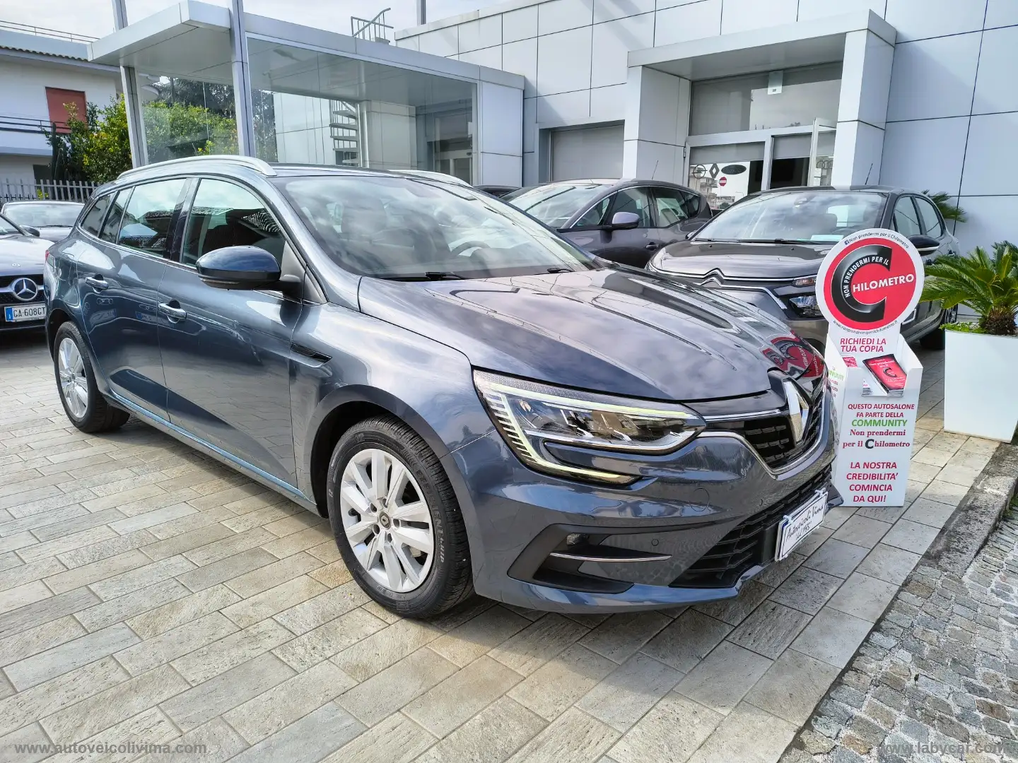 Renault Megane Sporter Blue dCi 115 CV Business Grigio - 1