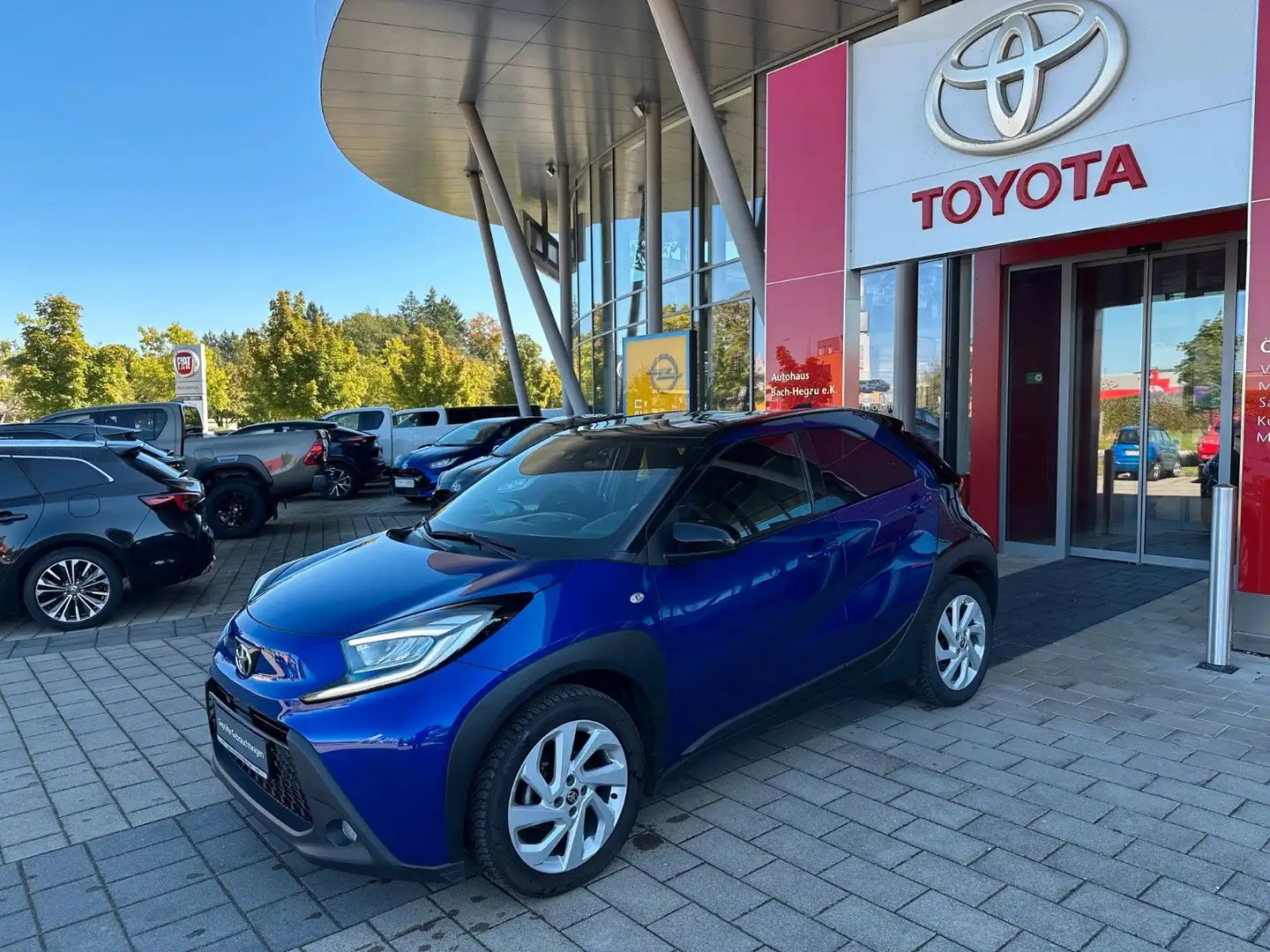 Toyota Aygo X 1,0 Pulse, AUTOMATIK, NAVI, KEYLESS, LED Blau - 2