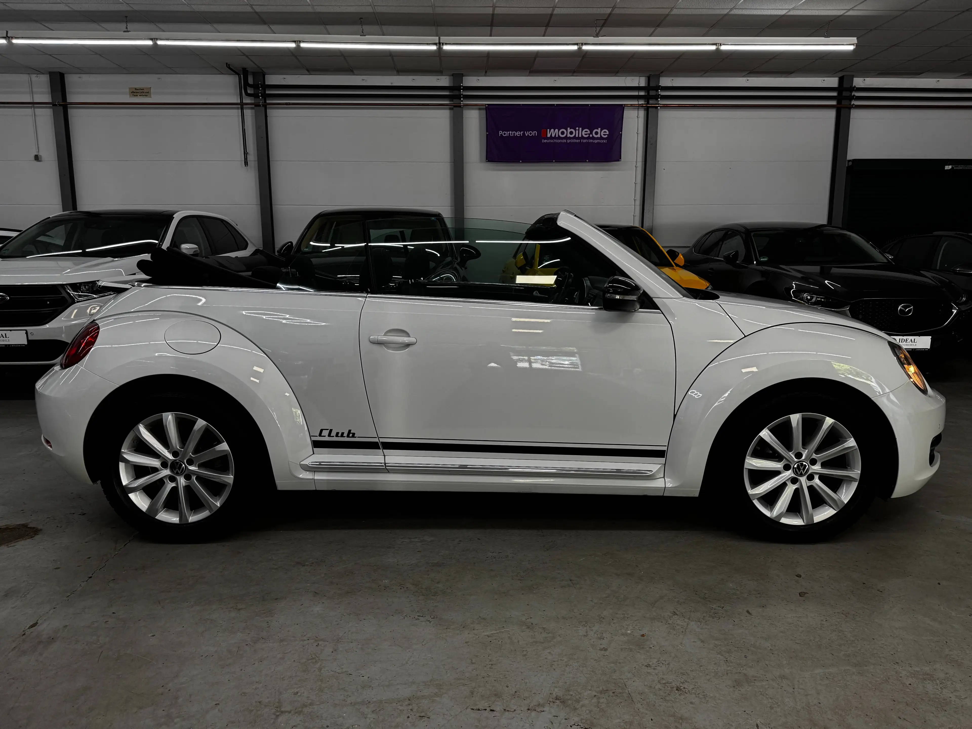 Volkswagen Beetle Club BMT*Automatik* — photo 4