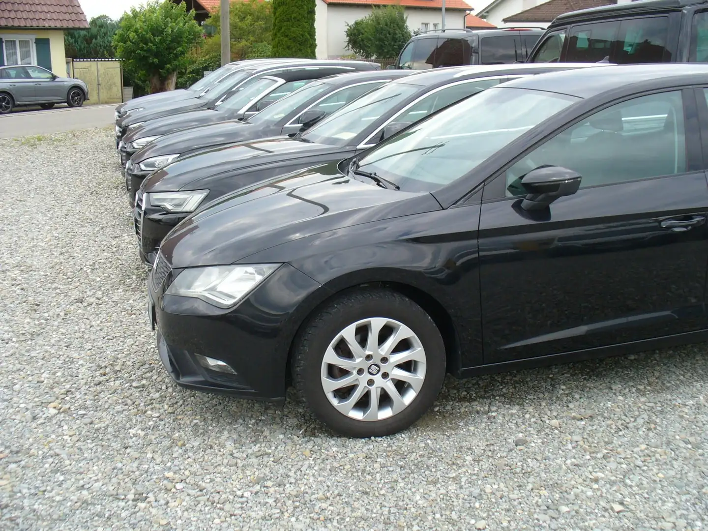 SEAT Leon Leon Diesel  5-Türer 1.6 TDI DPF EcomotiveStyle - 1