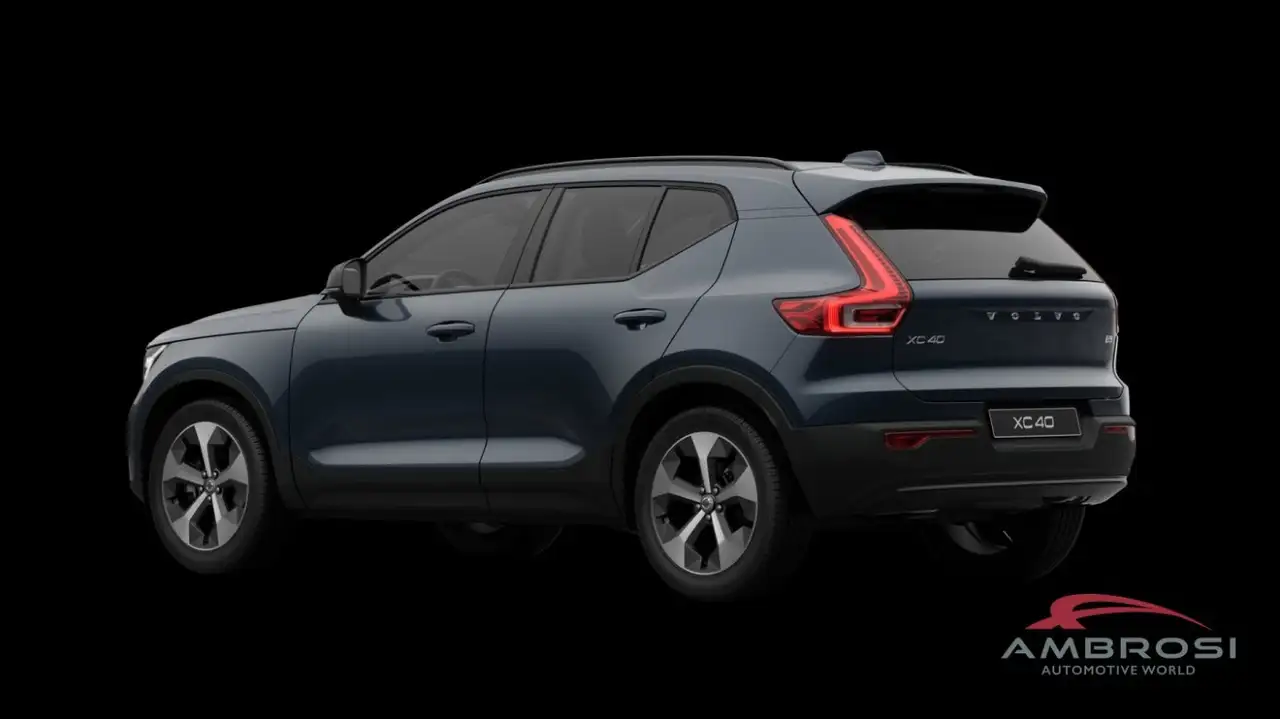Volvo XC40 2026
