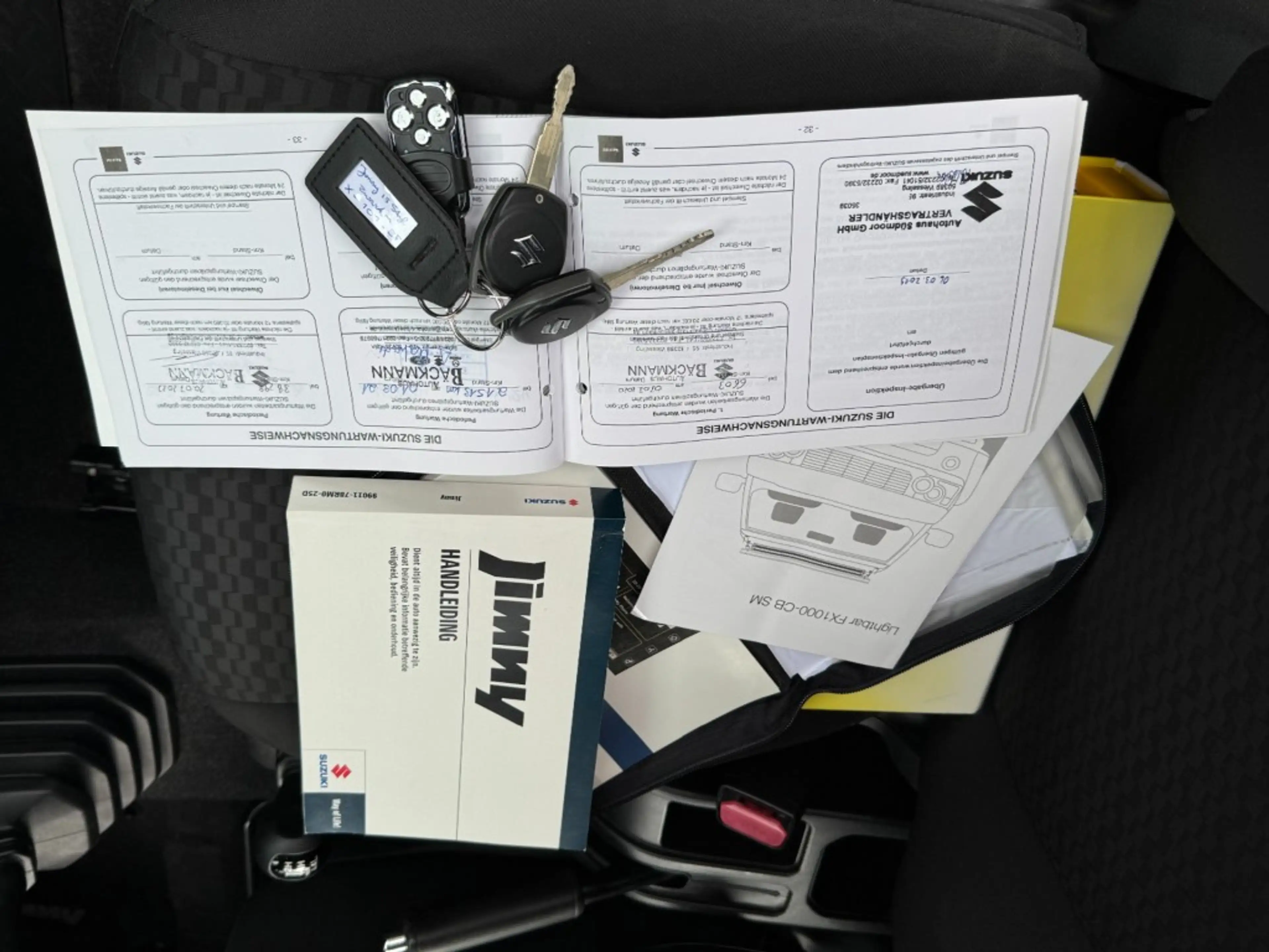 Suzuki Jimny 1.5 Stijl AllGrip (4x4) 4-persoons Navigatie/Dakre — photo 30
