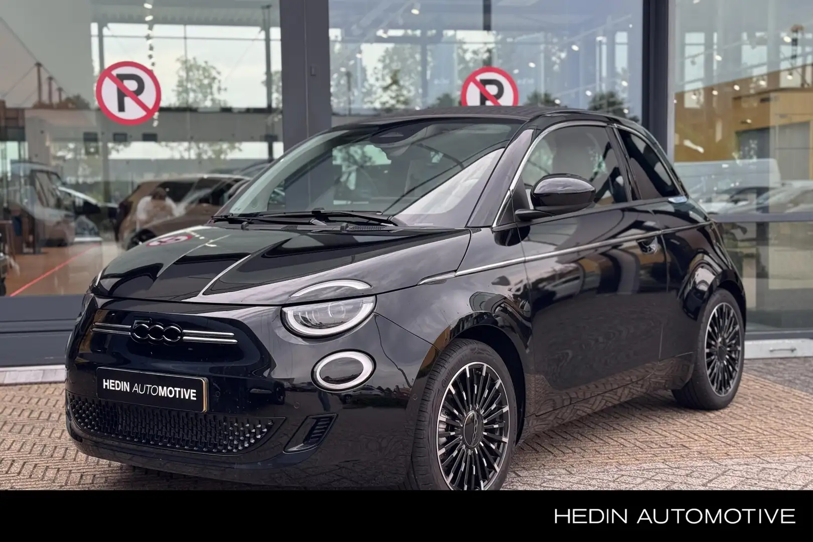 Fiat 500C La Prima 42 kWh | Navigatie | Adaptive Cruise Cont Zwart - 1