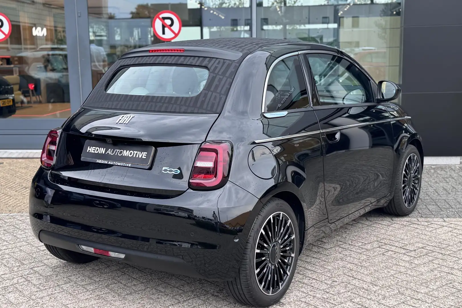 Fiat 500C La Prima 42 kWh | Navigatie | Adaptive Cruise Cont Zwart - 2