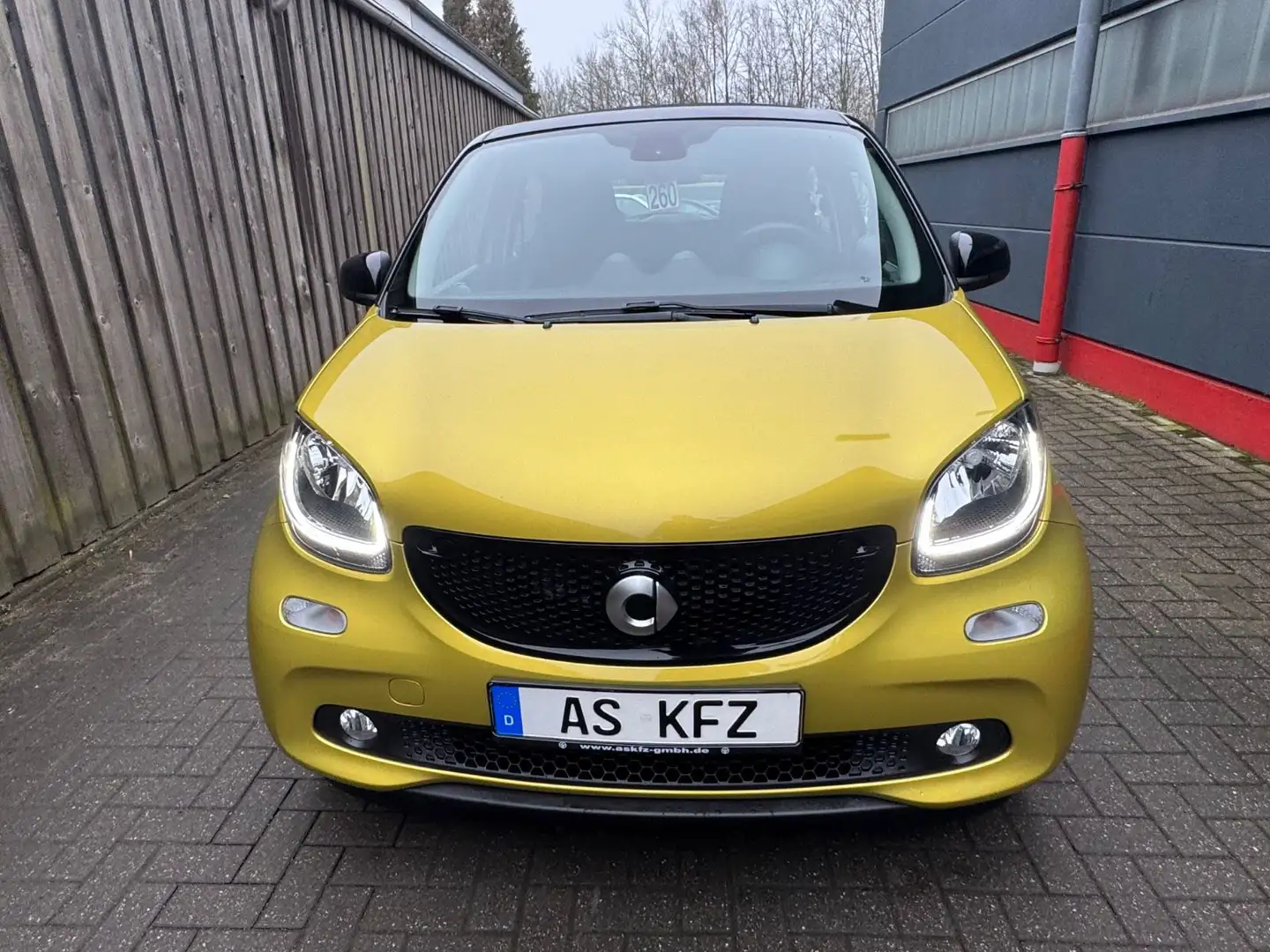 smart forFour PRIME 66kW AUTOMATIK FALTDACH LED NAVI Золотистый - 2