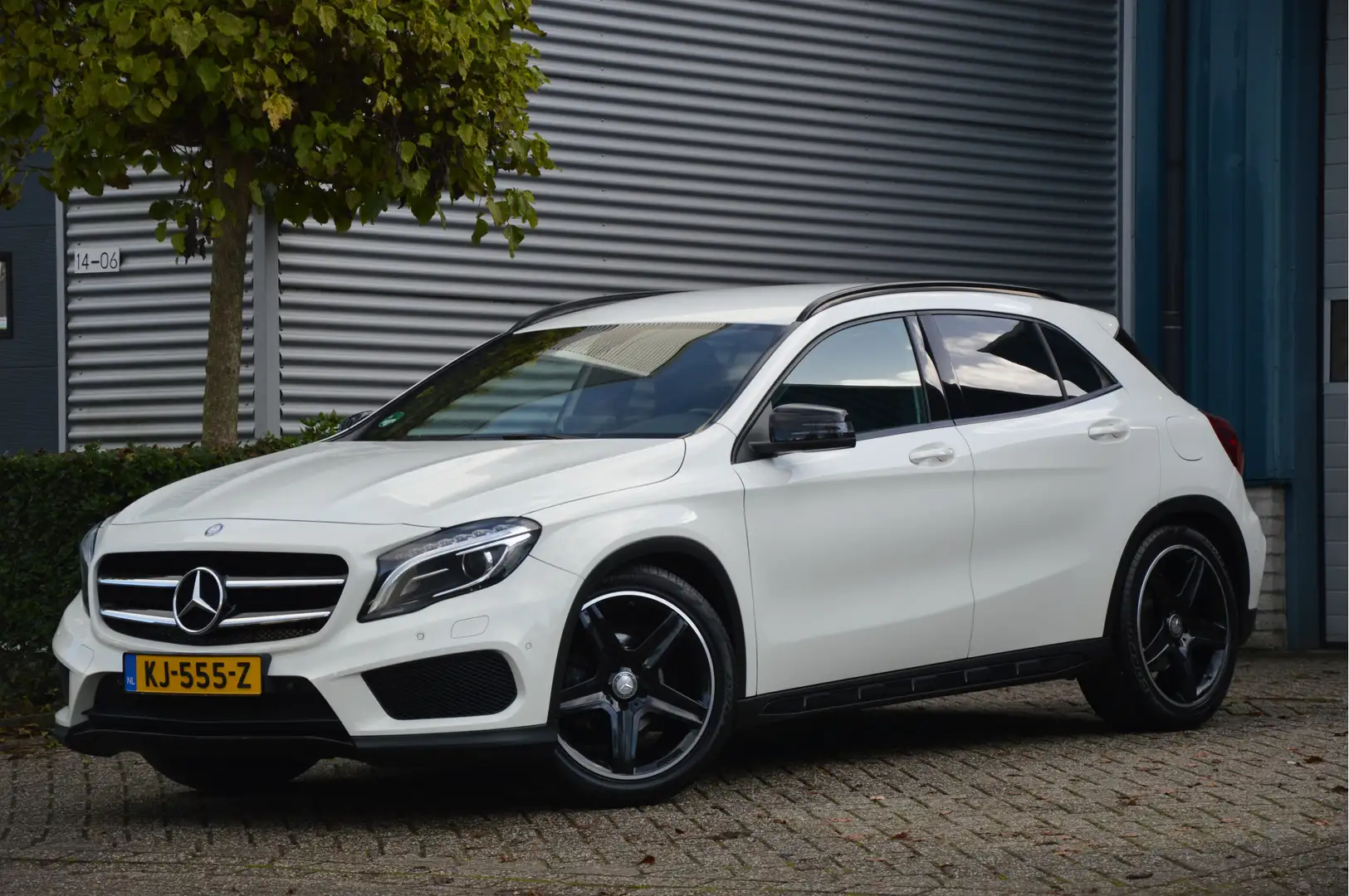 Mercedes-Benz GLA 180 AMG-LINE | NIGHT | XENON | PDC | NAVI | CRUISE | T Blanc - 1