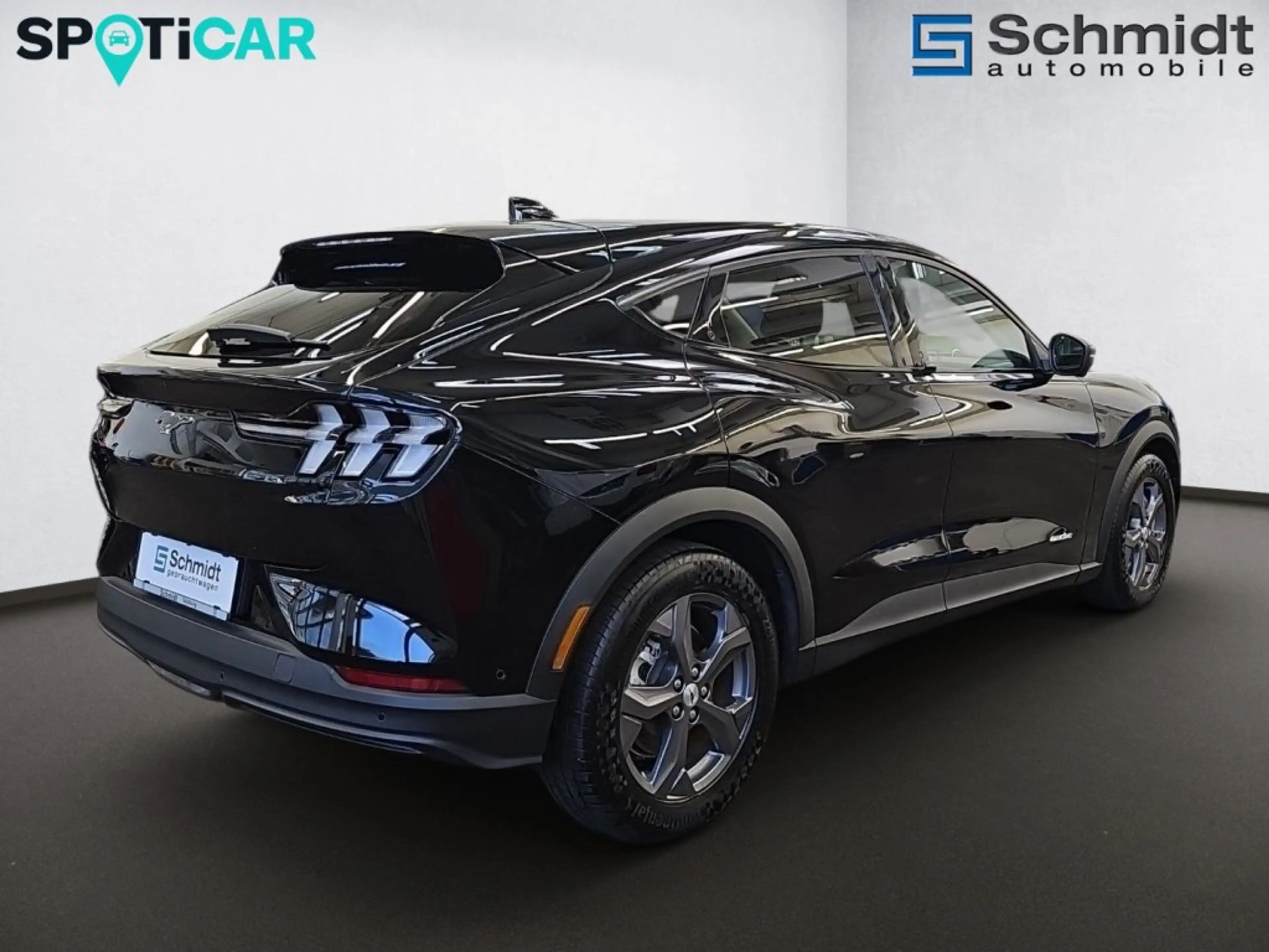 Ford Mustang Mach-E Elektro 70kWh Standard Range — photo 4