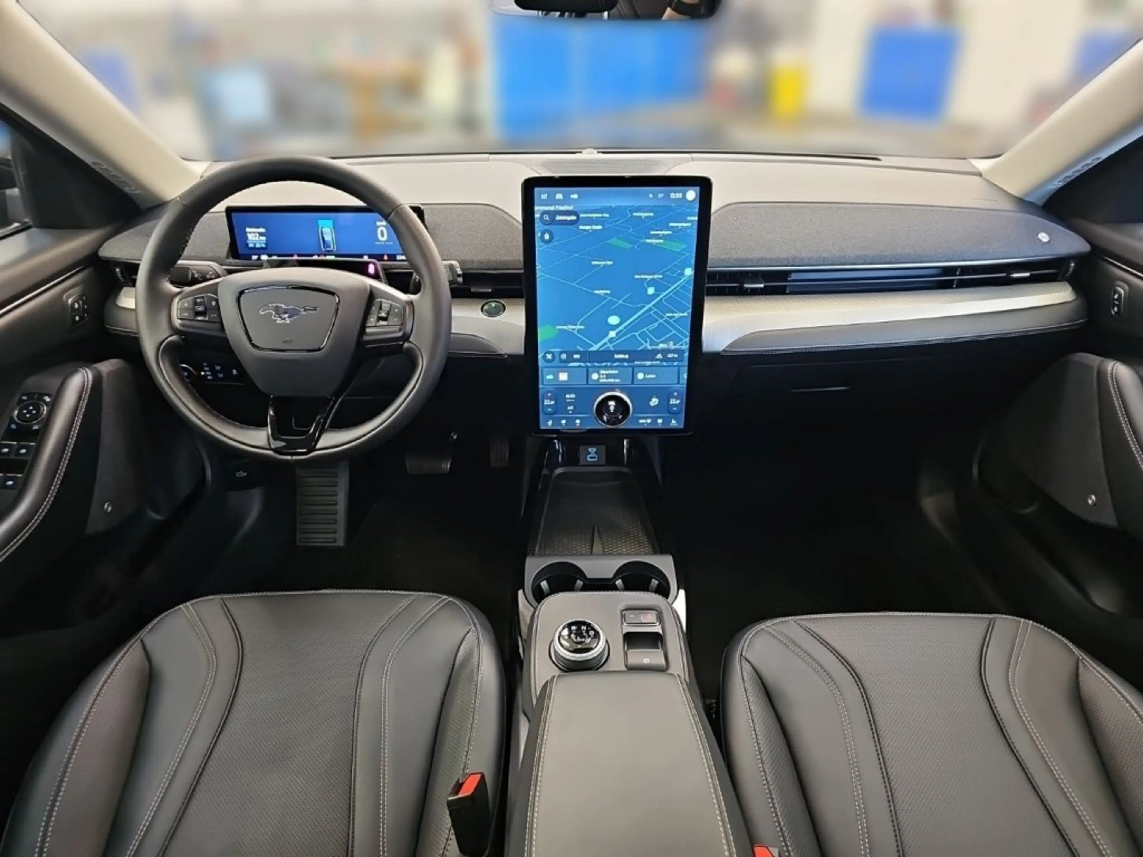 Ford Mustang Mach-E Elektro 70kWh Standard Range — photo 7