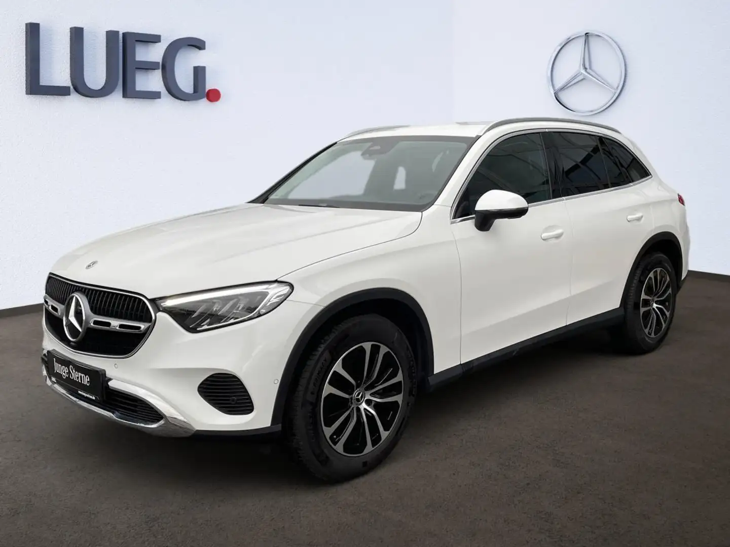 Mercedes-Benz GLC 200 4MATIC AVANTGARDE+ADVANCED+DISTRONIC+ Bílá - 2