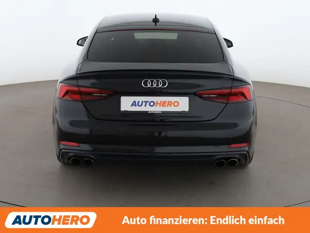 Audi S5 view 5