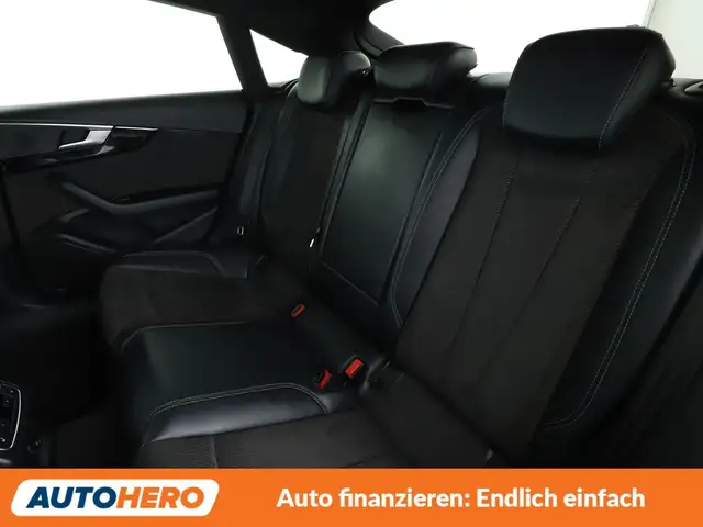 Audi S5 view 14