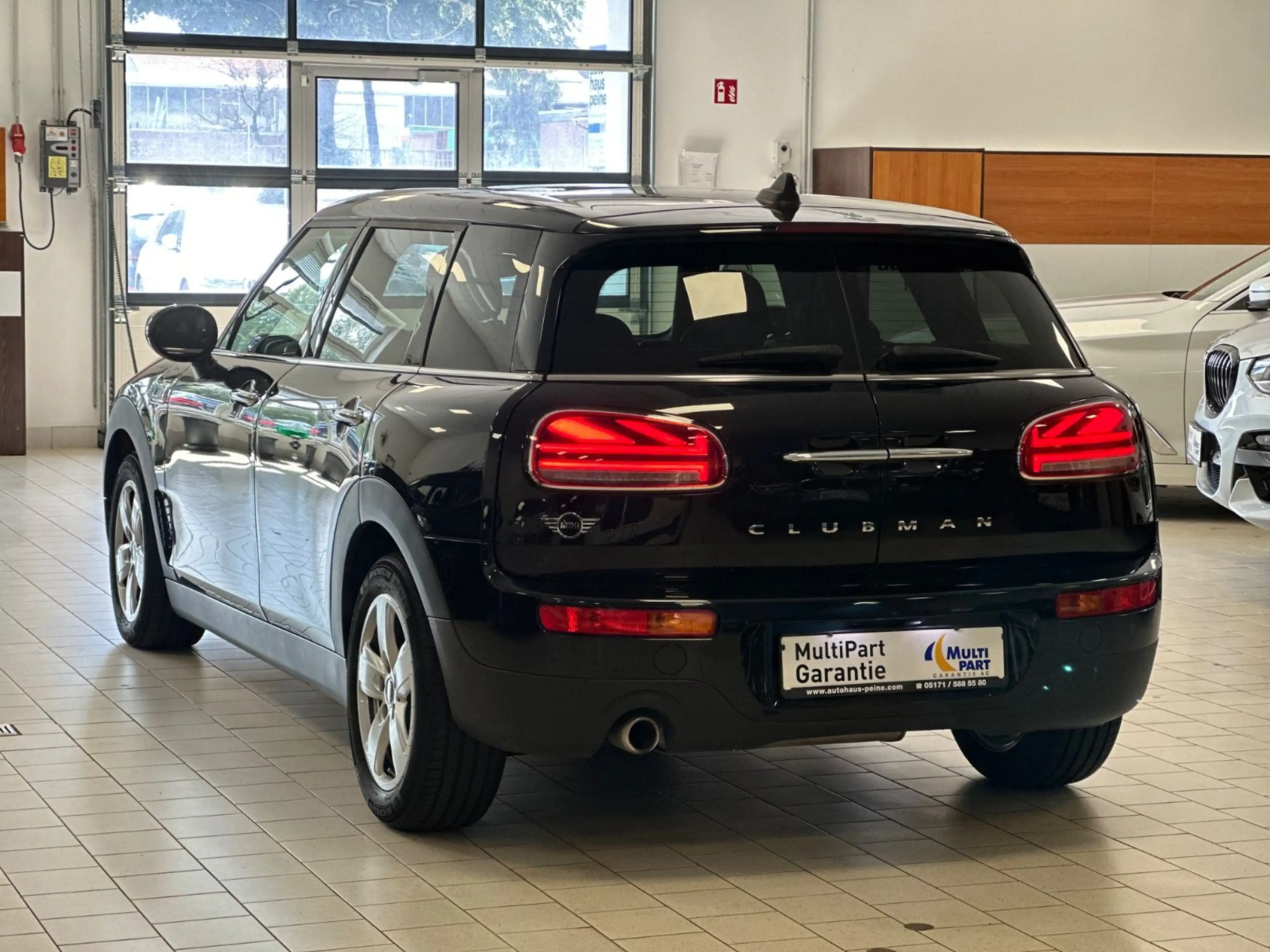 MINI One Clubman Clubman OneD Ess.Trim Aut/Panorama/LED/SportSitz — photo 9