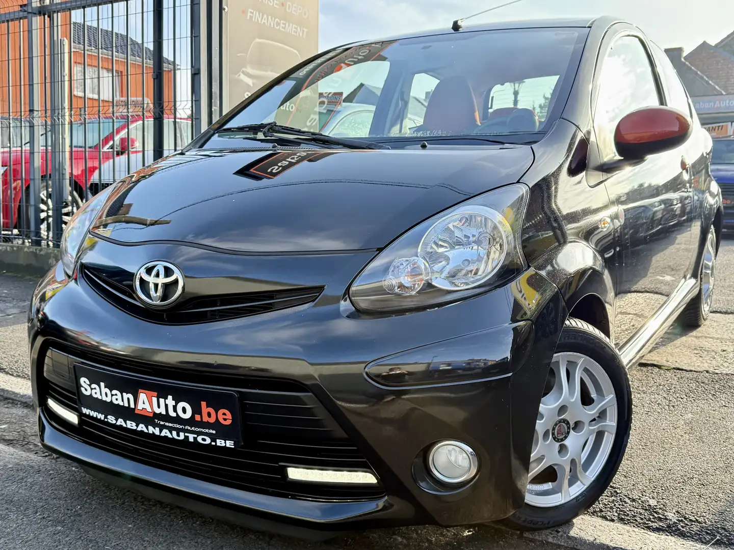 Toyota Aygo Aygo 1.0i ° AIRCO ° JANTES ° GARANTI 12 M Zwart - 1