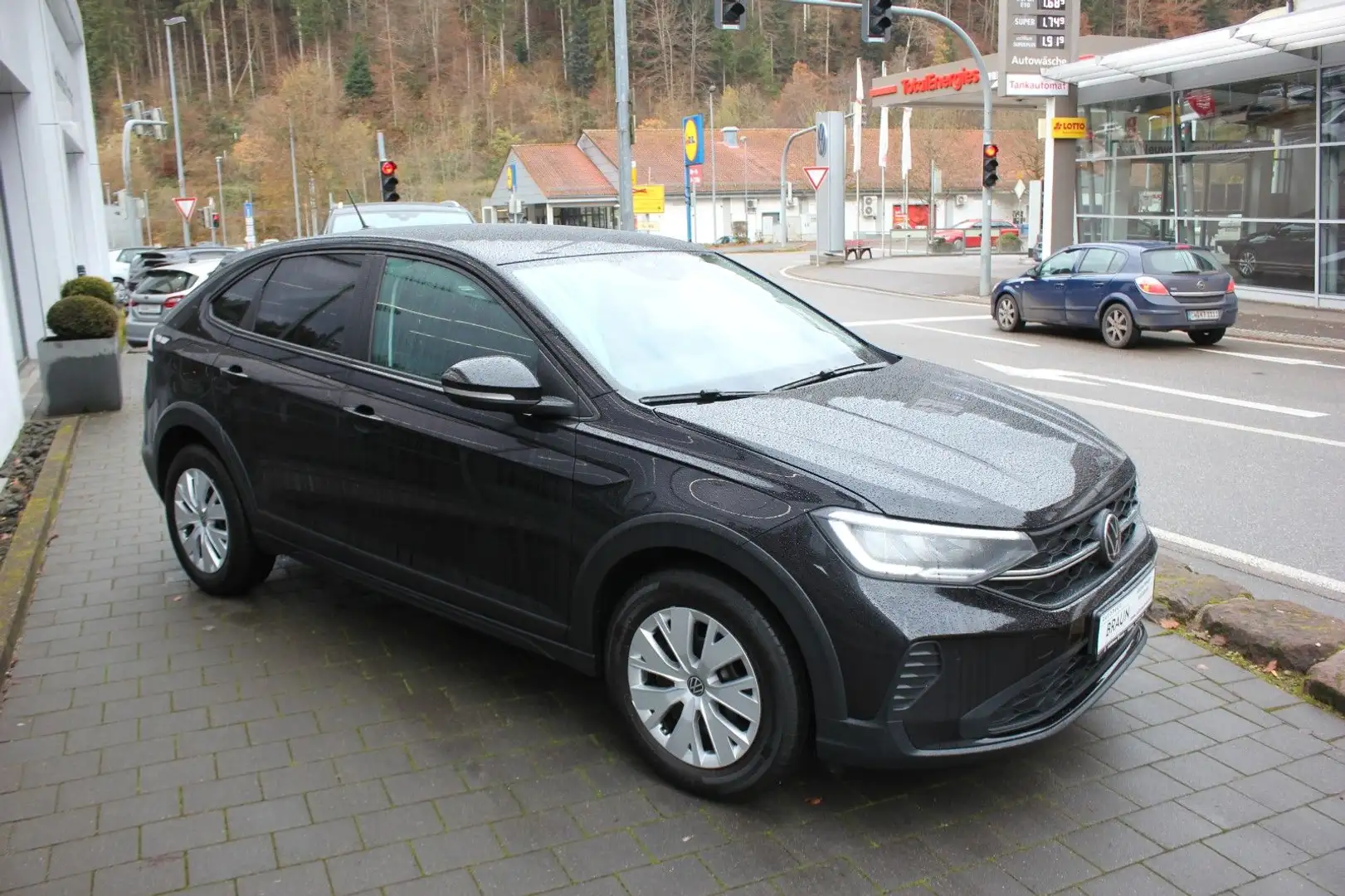 Volkswagen Taigo 1.0 TSI PDC,LED,SHZ,BT,Klima Schwarz - 2