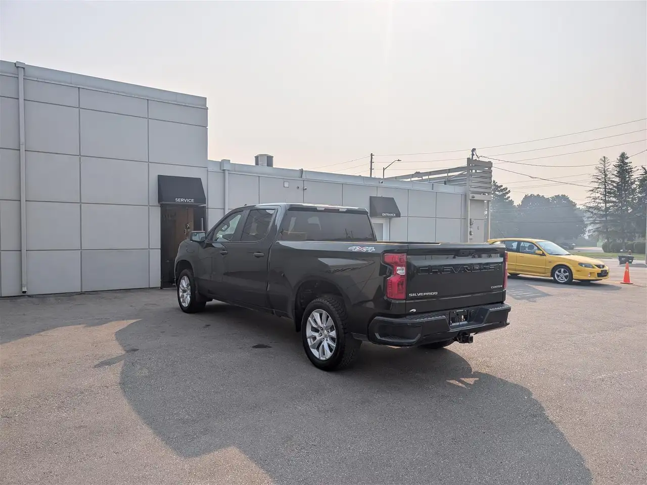 Chevrolet Silverado 1500 photo Chevrolet Silverado 1500