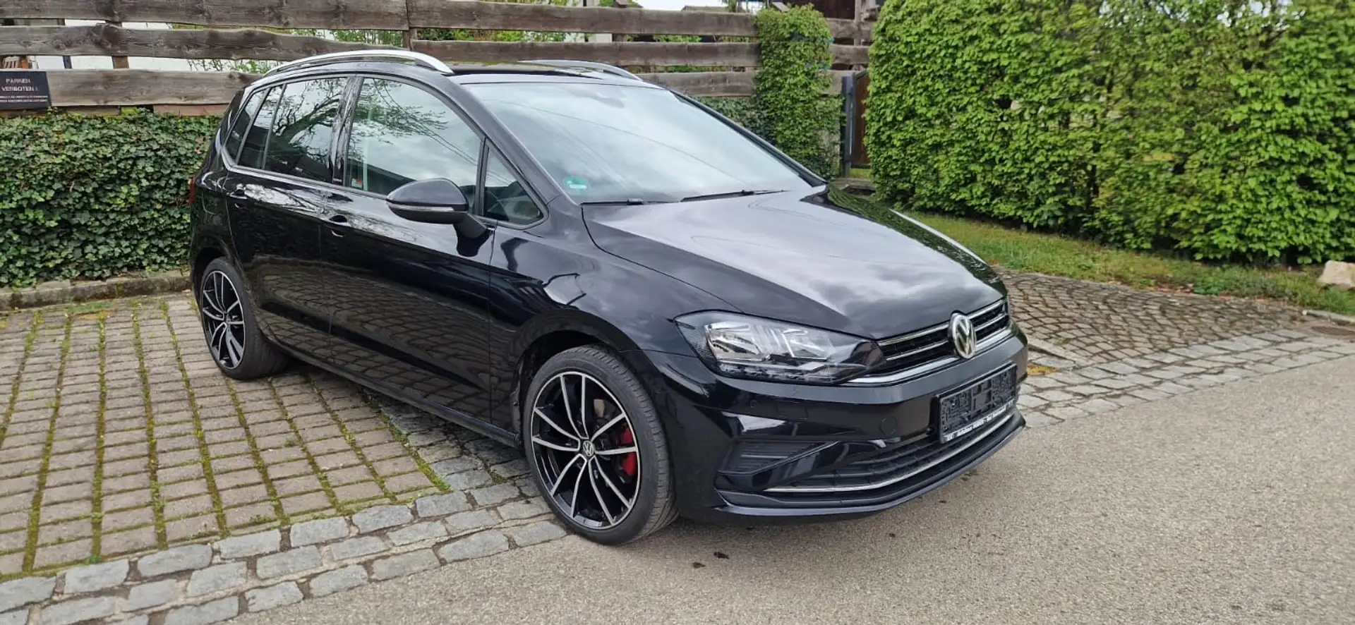 Volkswagen Golf Sportsvan IQ.DRIVE DSG Negru - 2