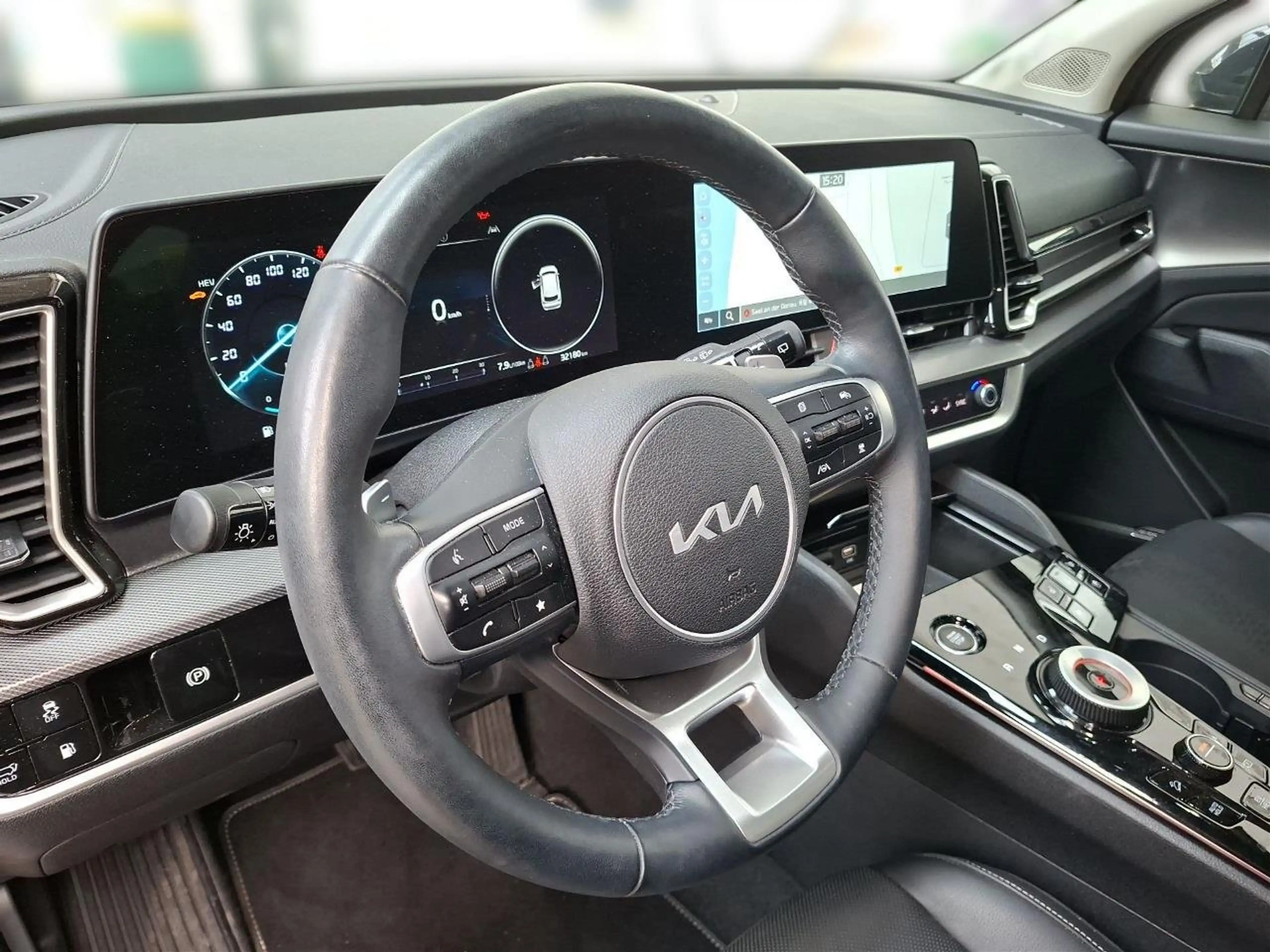 Kia Sportage 1.6 T-GDI Plug-in Hybrid Plug&Ride 4WD — photo 8