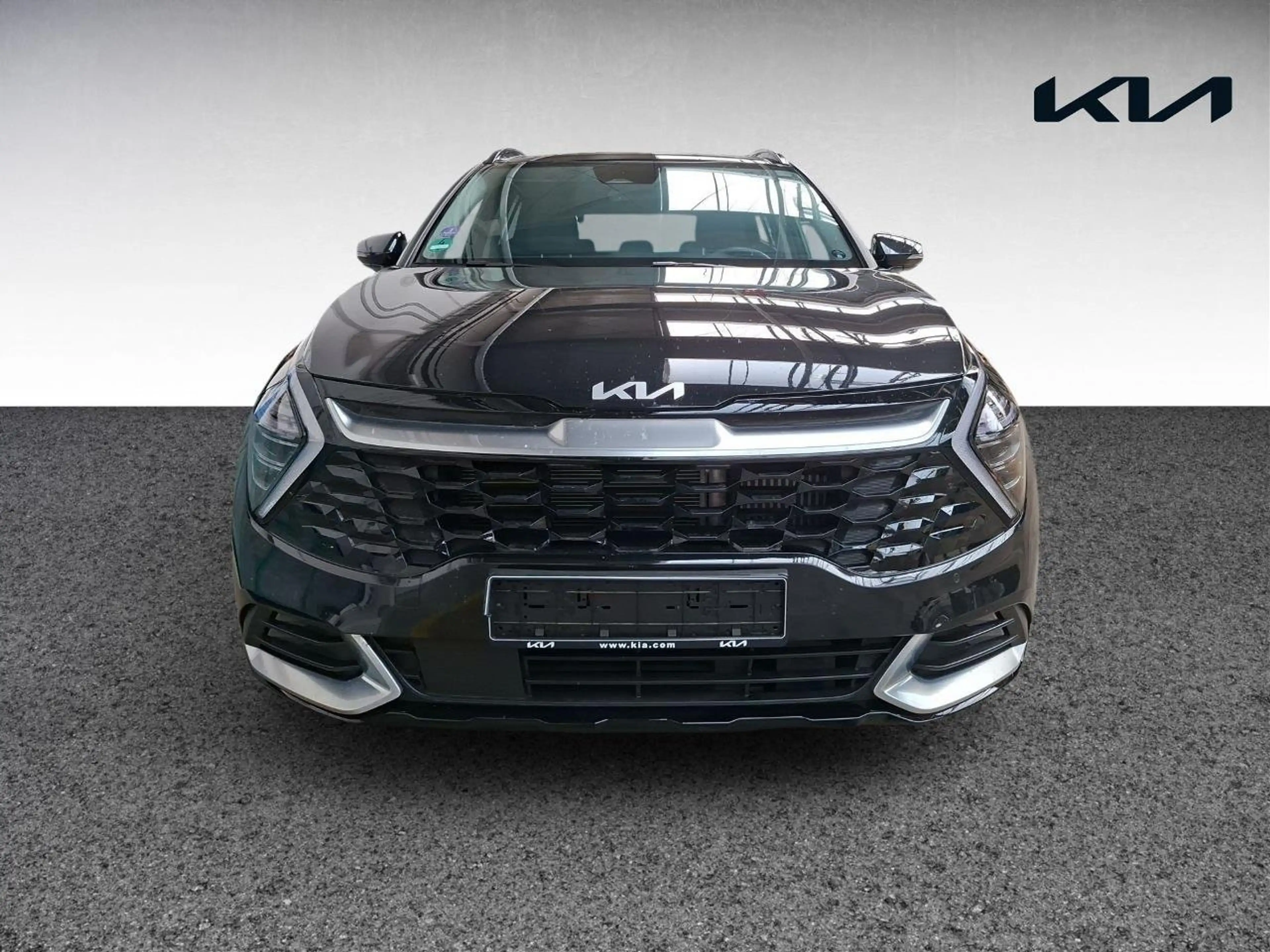 Kia Sportage 1.6 T-GDI Plug-in Hybrid Plug&Ride 4WD — photo 2