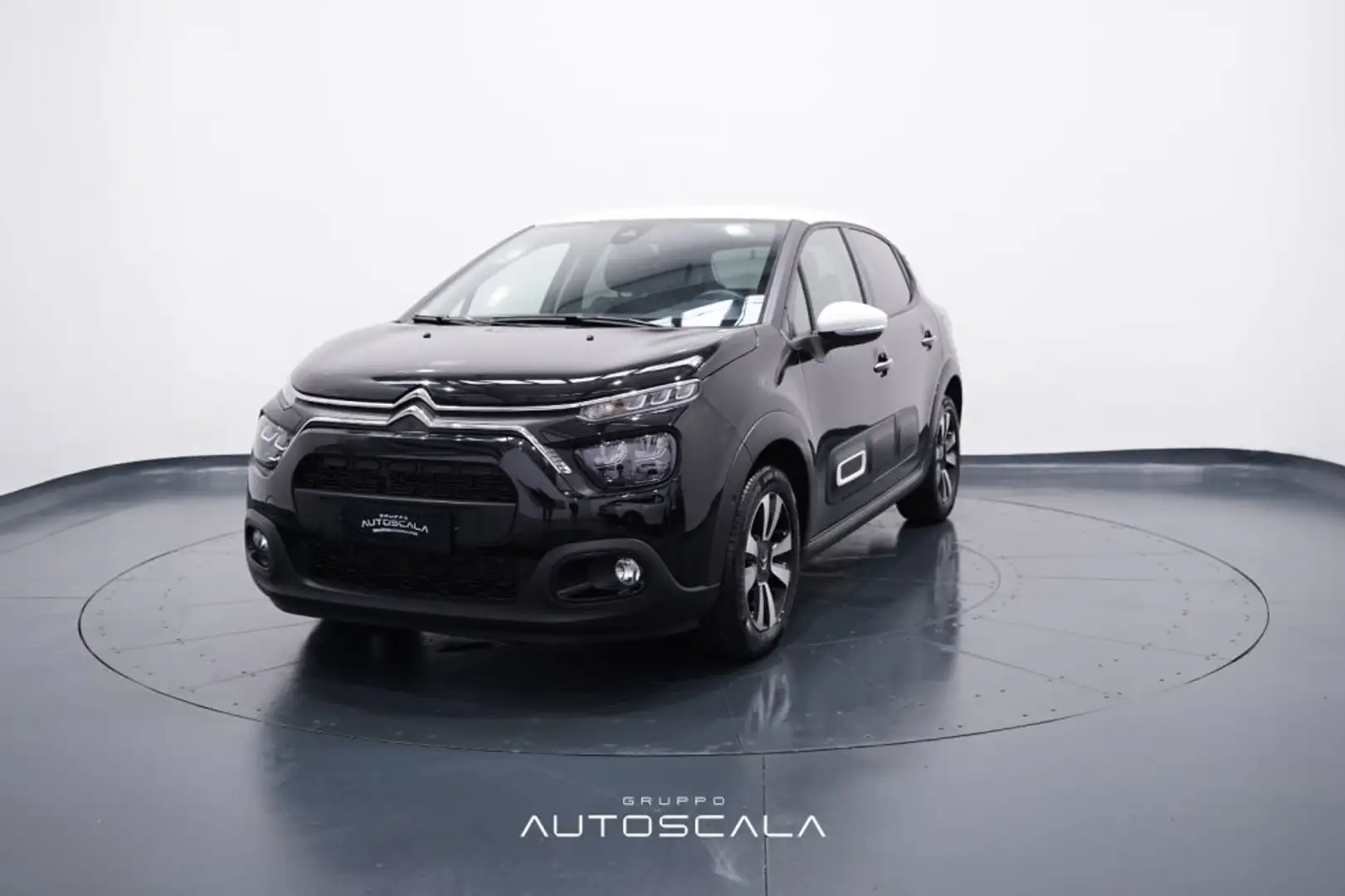 Citroen C3 1.2 PureTech 110cv S&S Shine Nero - 1