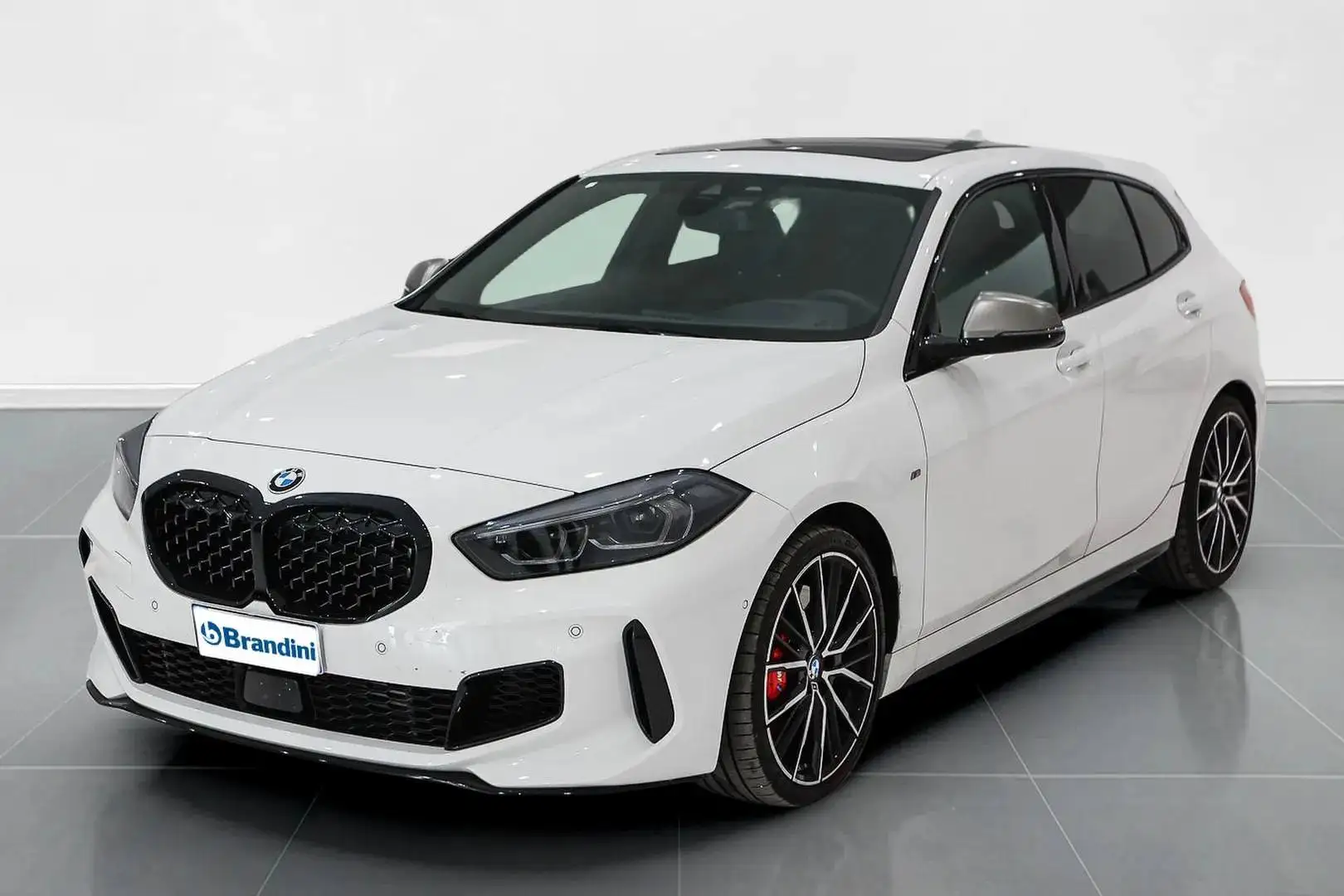 BMW M1 M 135i ColorVision Edition xdrive auto Beyaz - 1