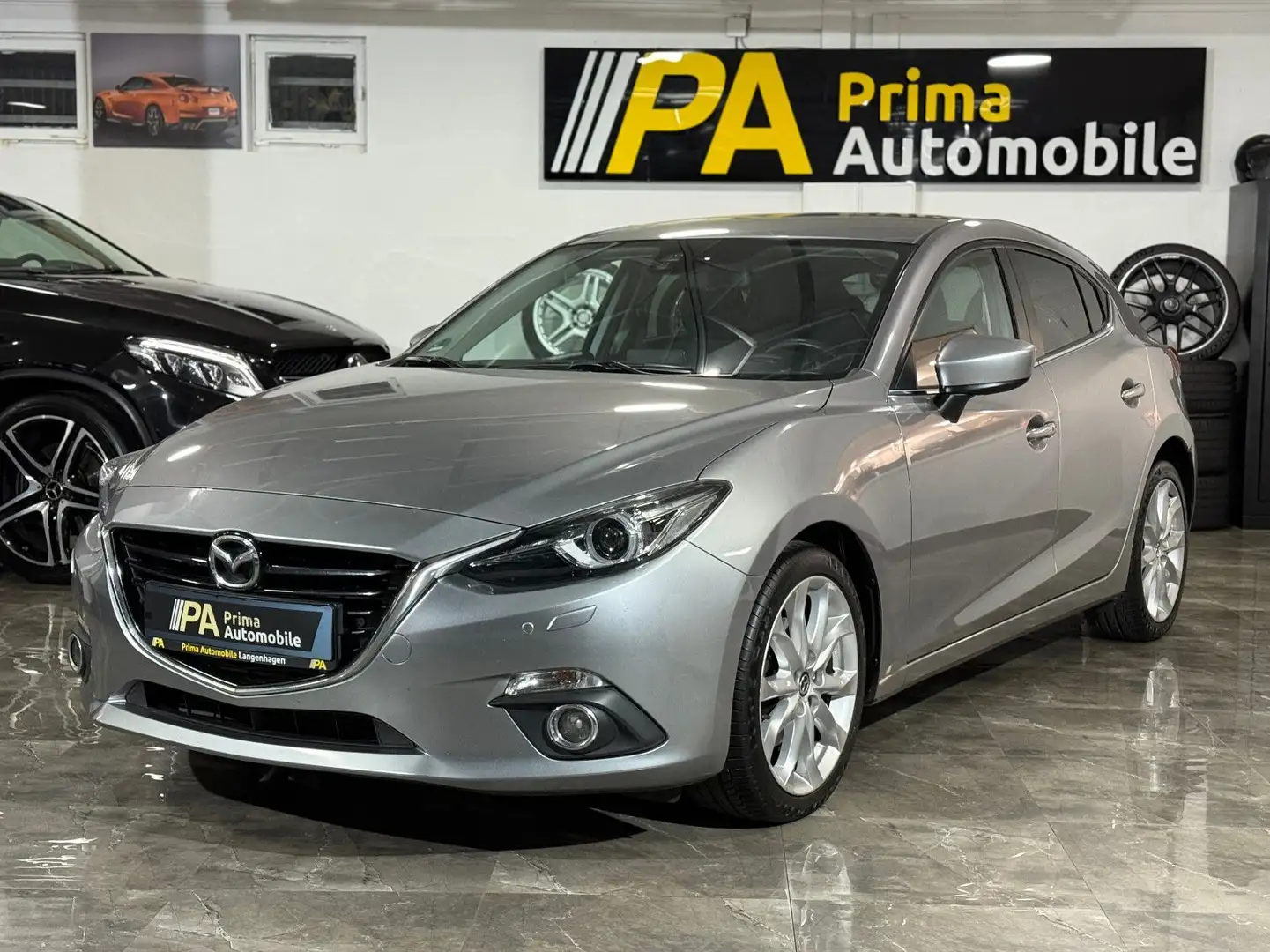 Mazda 3 Lim. 2.2 SKYACTIV-D 150 / 2. Hand Automatik Silber - 1