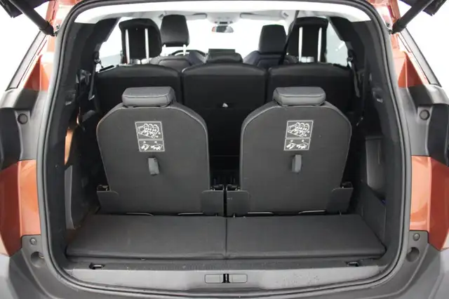 Peugeot 5008 view 13
