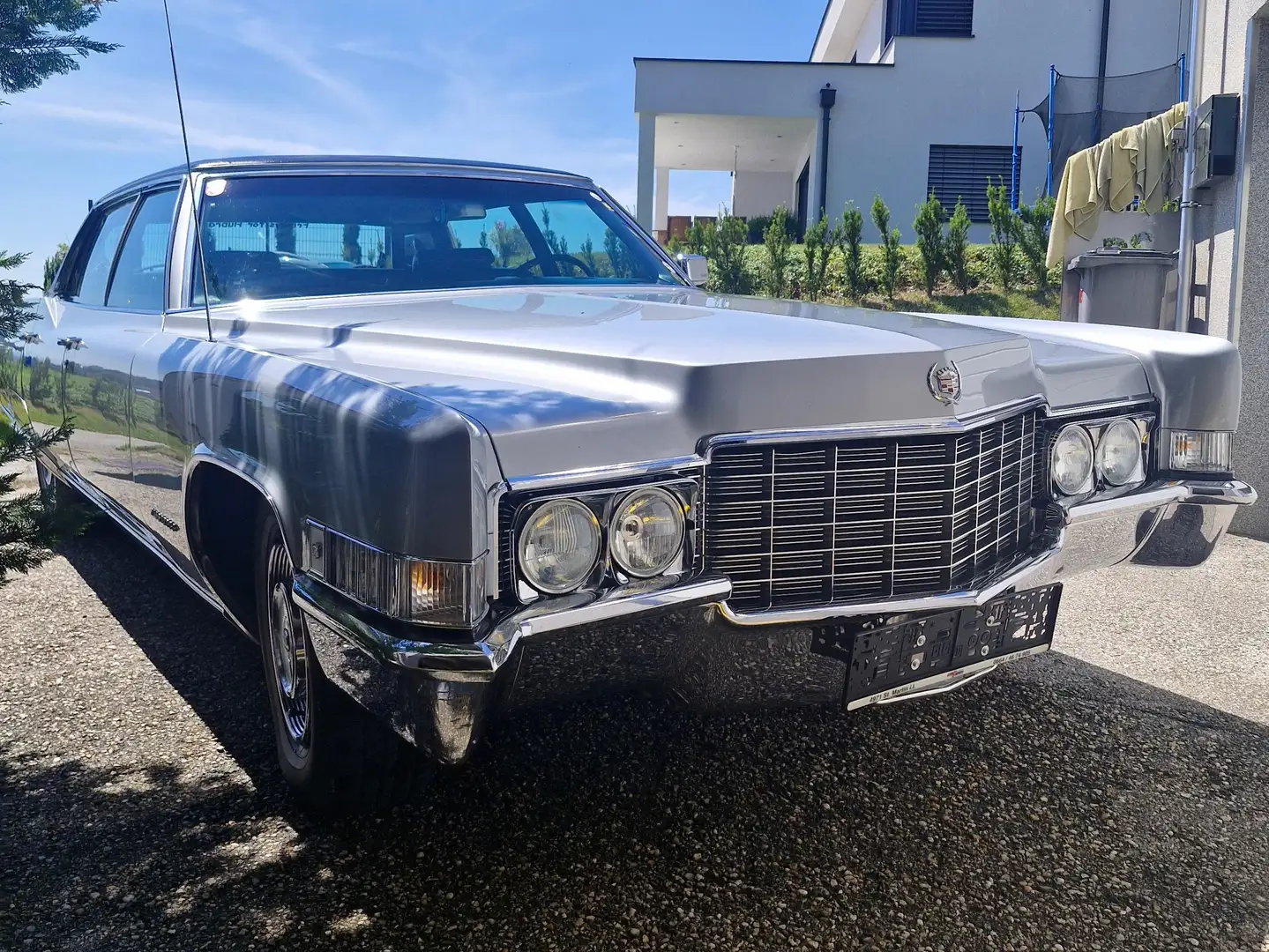 Cadillac Fleetwood Brougham Argent - 2