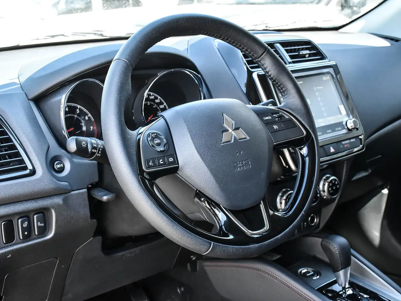 Mitsubishi RVR снимка Mitsubishi RVR