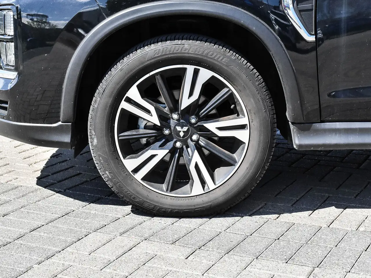 Mitsubishi RVR снимка Mitsubishi RVR