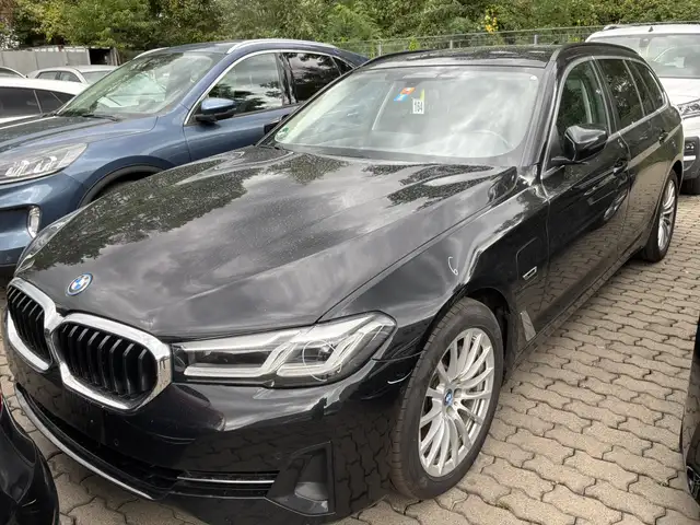 Bmw 530 e*AHK*Leder*ACC*CarPlay*R Cam*LED*Navi*SHZ